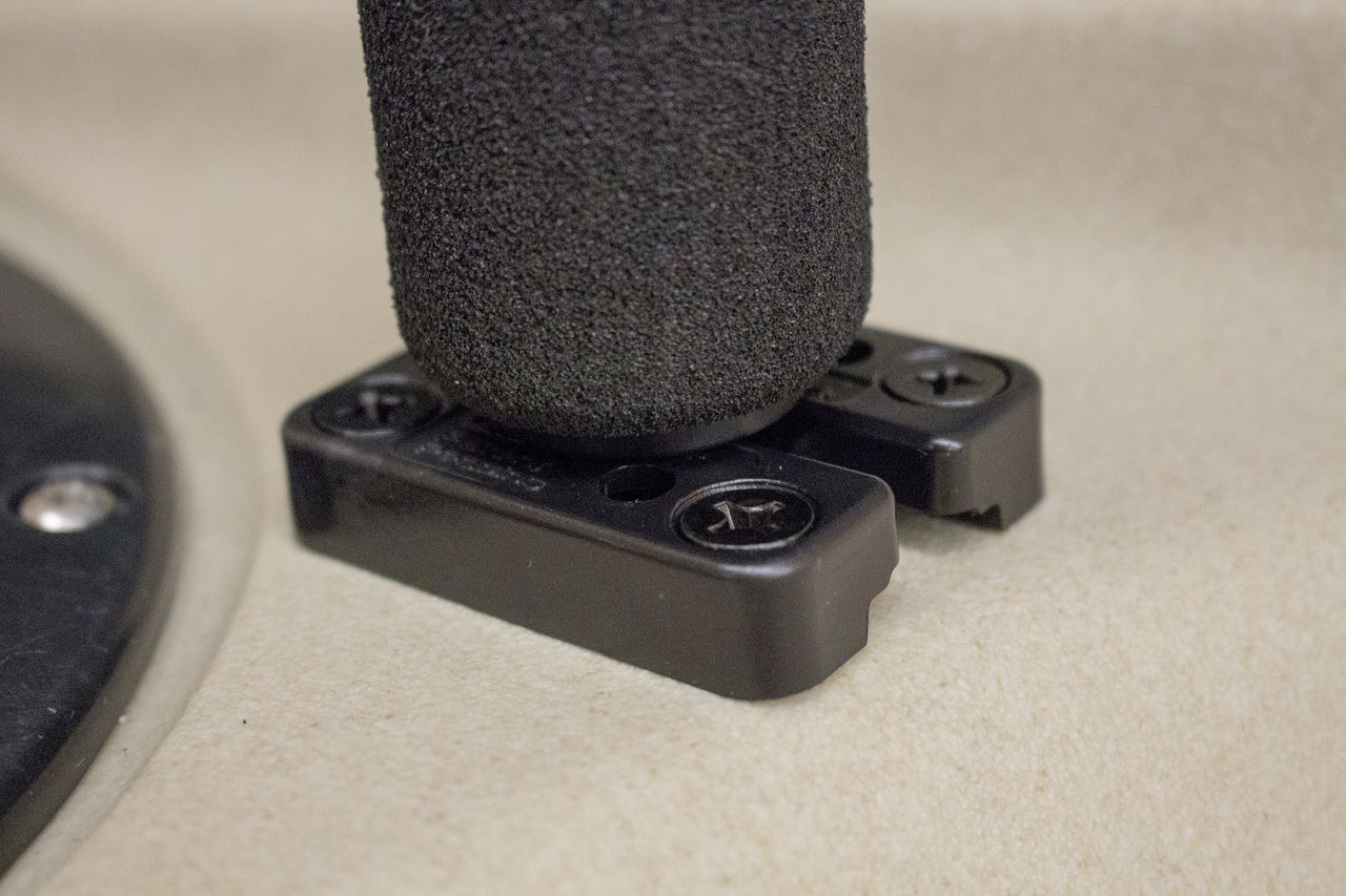 YakAttack VISICarbon Pro with Might Mount and Hardware product image