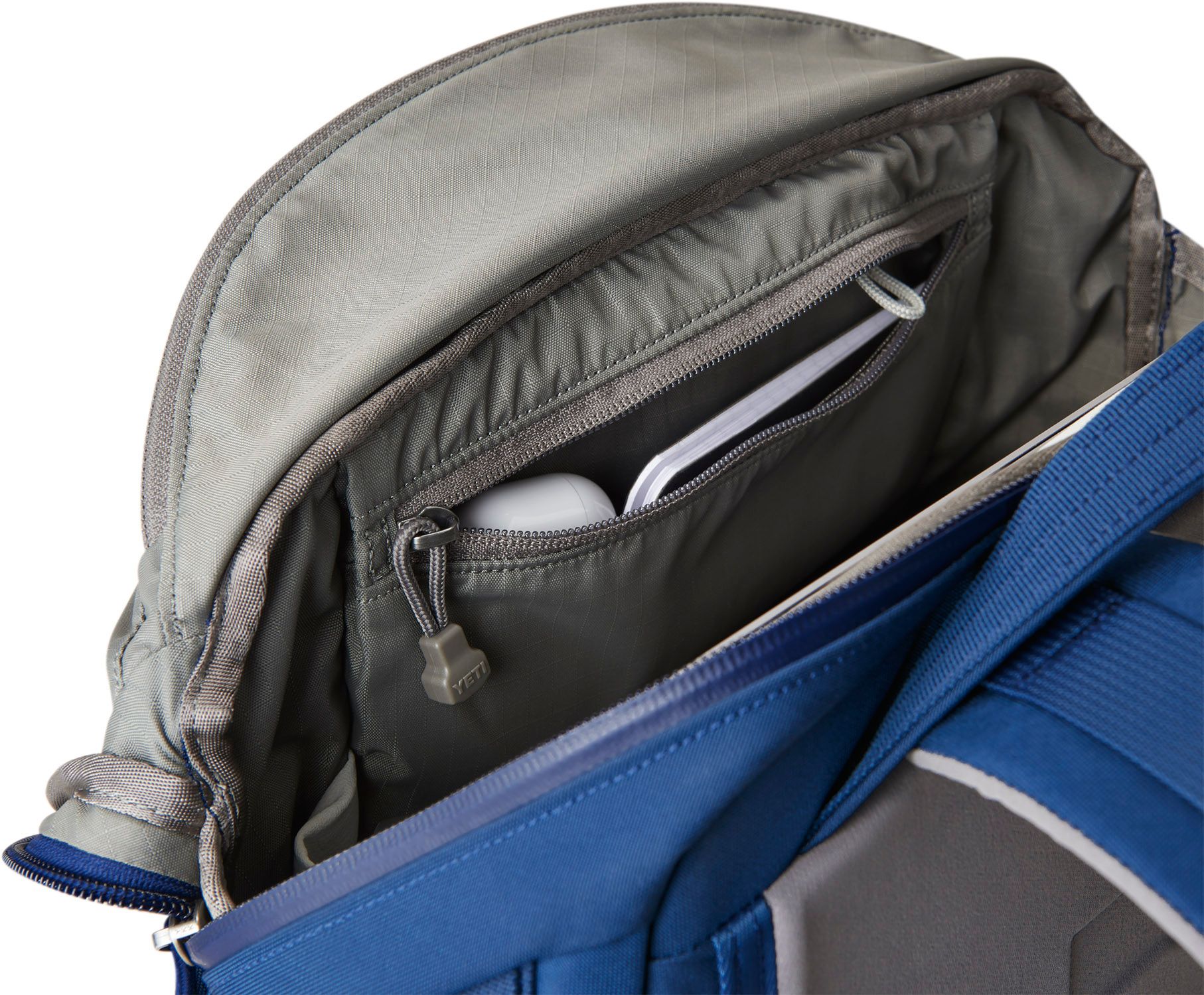 YETI Crossroads 22L Backpack product image