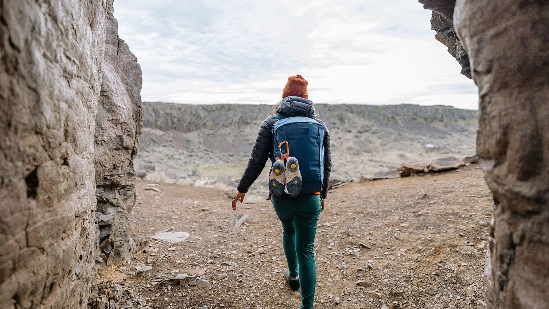 YETI Crossroads 27L Backpack product image