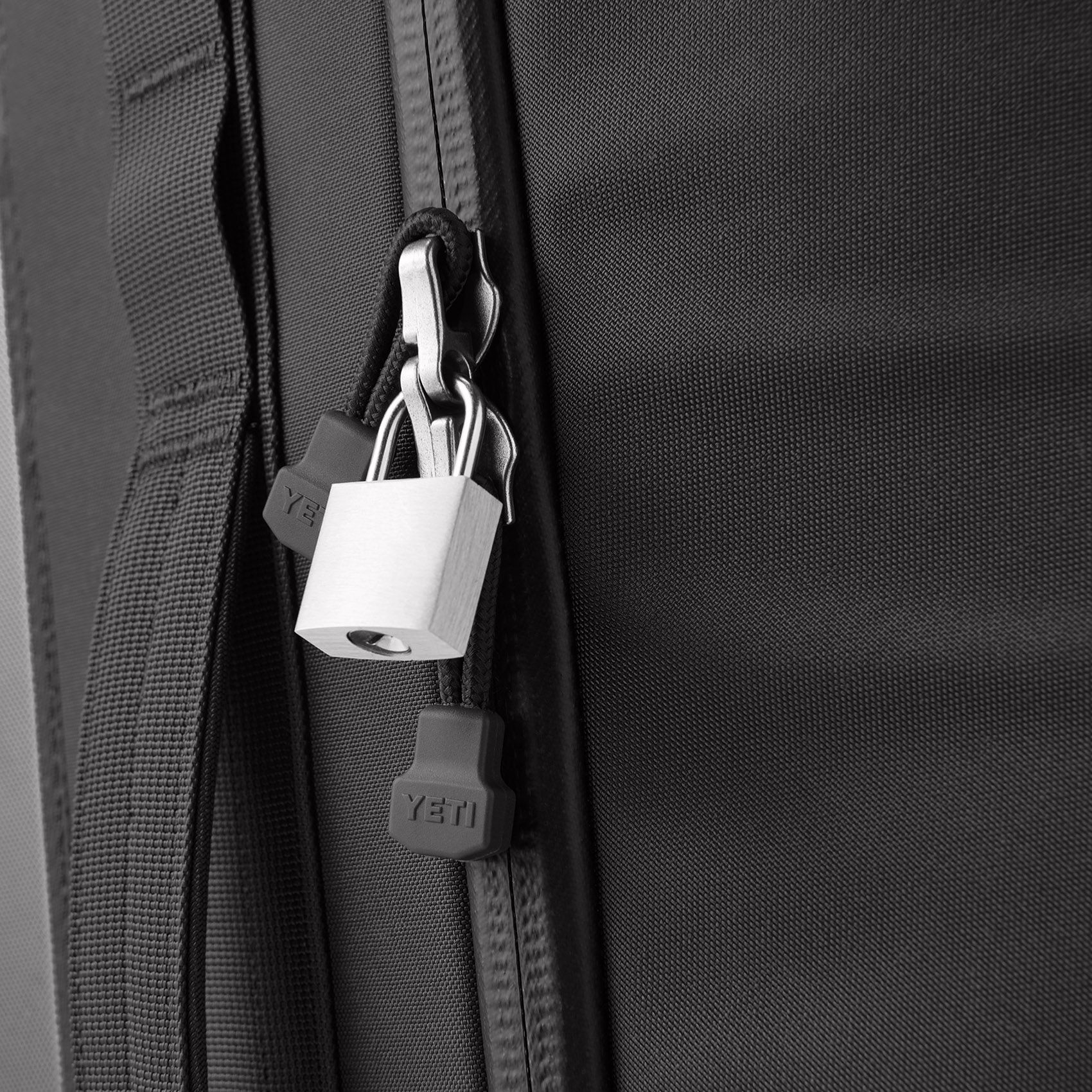 YETI Crossroads 29” Luggage product image