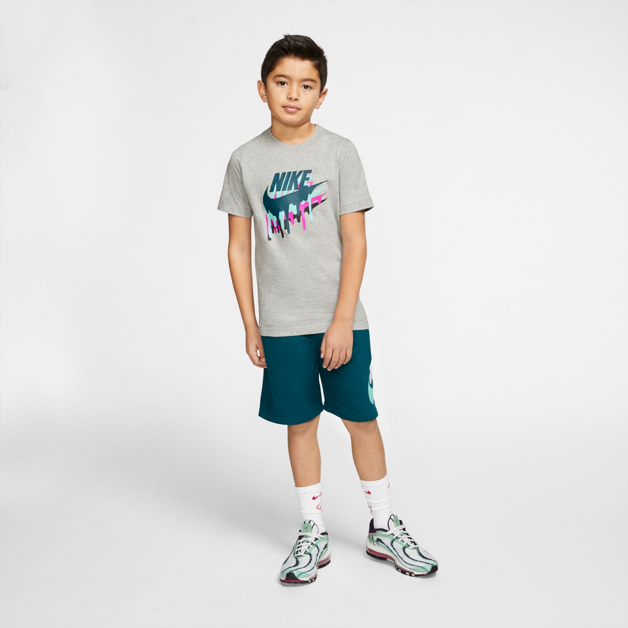 Nike Boys' Sportswear Melted Crayon 