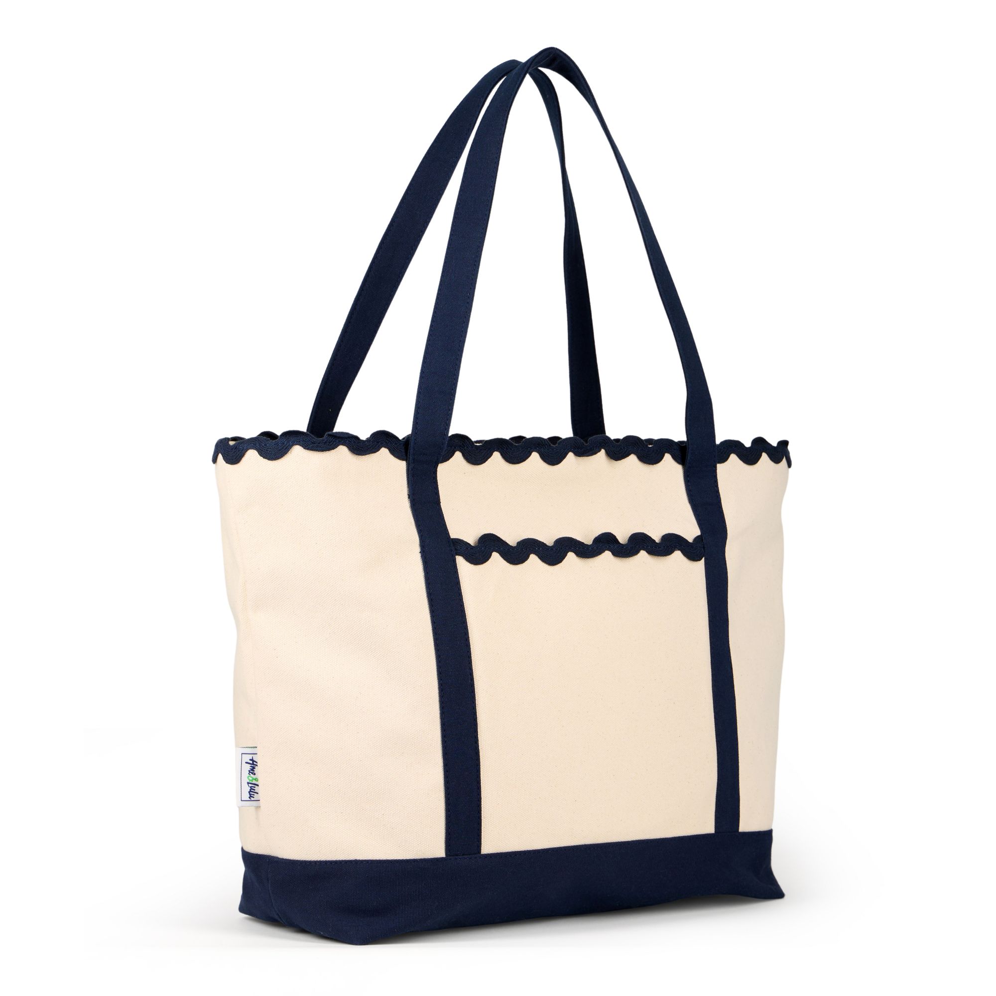 Ame & Lulu Court to Coast Tote product image