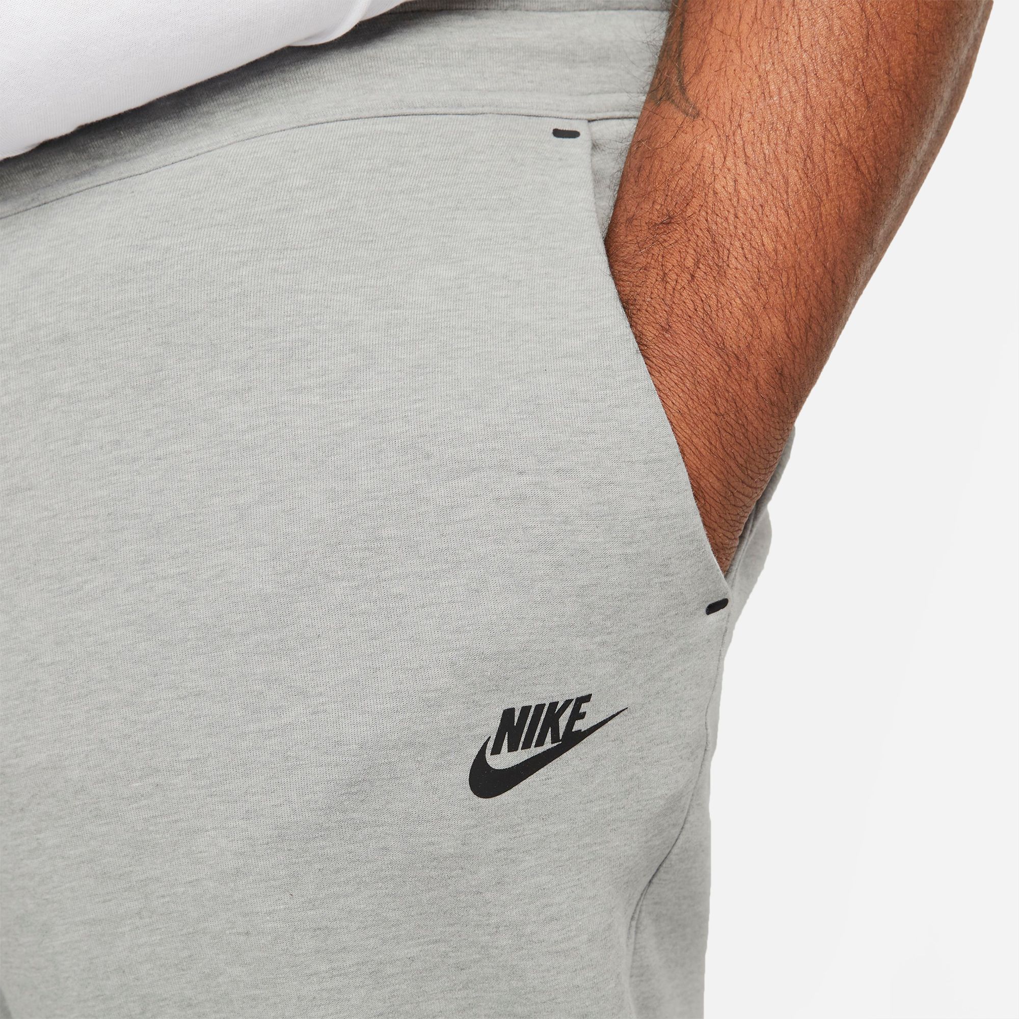 Nike Men's Sportswear Tech Fleece Joggers product image