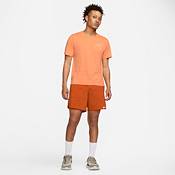 Tee-shirt de runnig Nike Sportswear Miler pour homme - orange ou gris