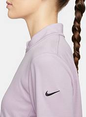 Nike Women's Dri-Fit UV Victory Golf ½ Zip Top product image