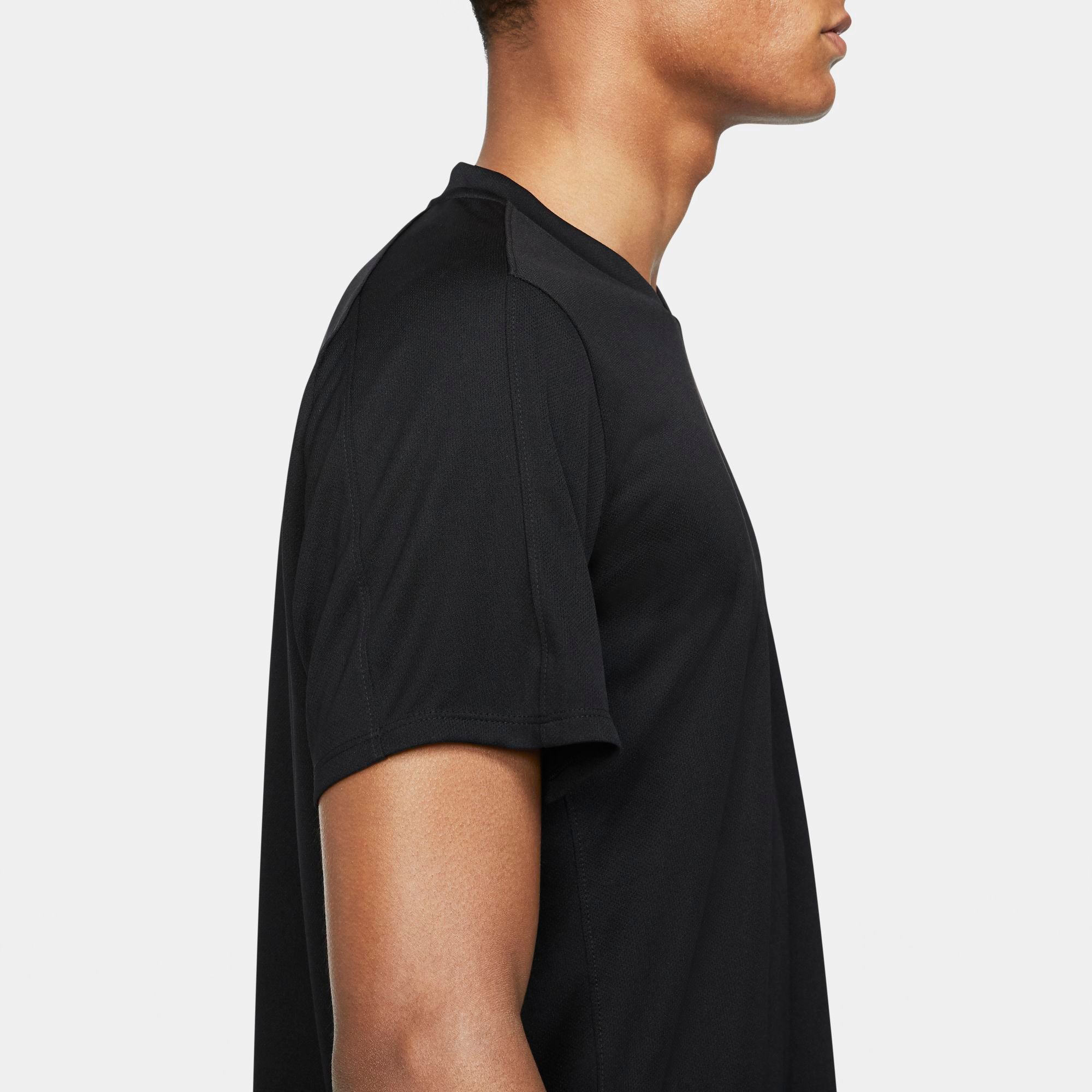 Nike Men's NikeCourt Dri-FIT Victory Tennis Shirt product image