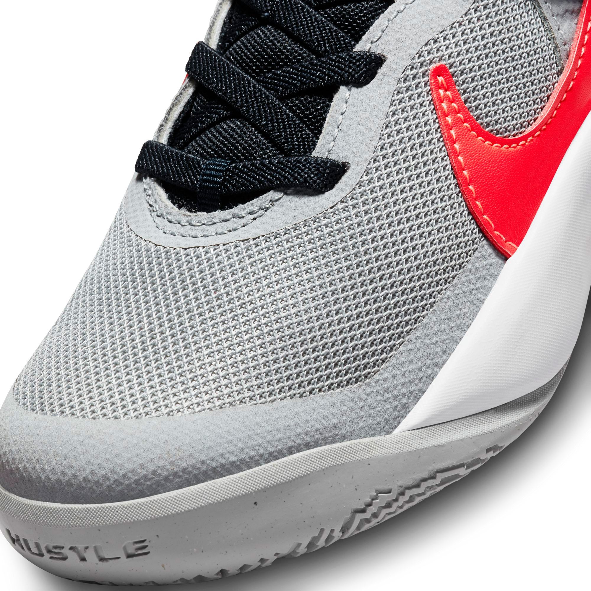 Nike Kids' Preschool Team Hustle D 10 Basketball Shoes product image