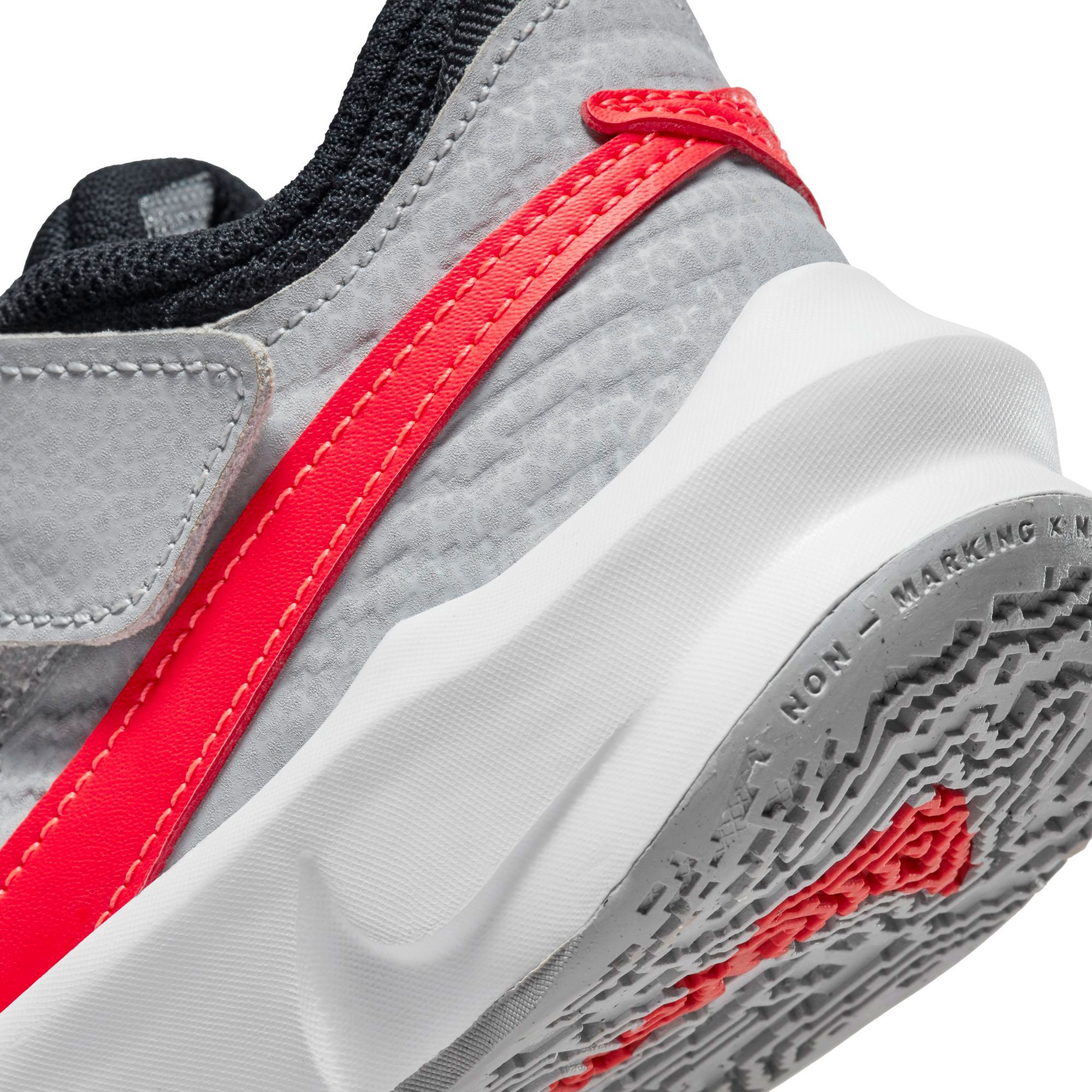 Nike Kids' Preschool Team Hustle D 10 Basketball Shoes product image