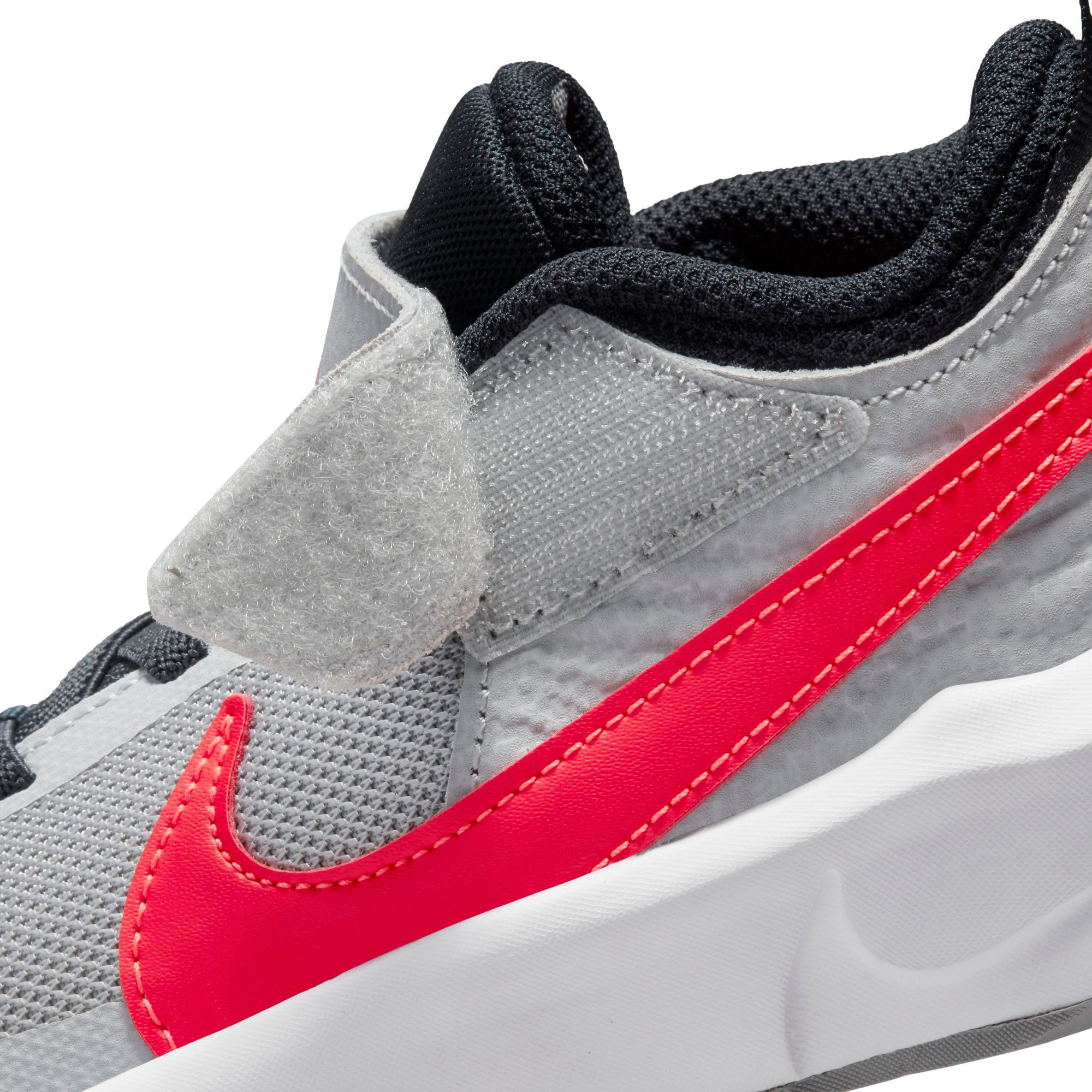 Nike Kids' Preschool Team Hustle D 10 Basketball Shoes product image