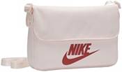 Nike Futura Crossbody Bag (3L) From its messenger-style design to its ample  storage options, the Nike Crossbody Bag is made for nights out…