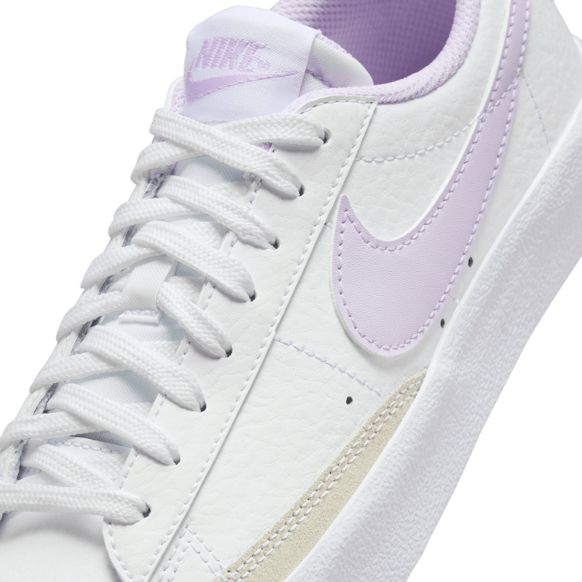 Nike Kids' Grade School Blazer Low '77 Shoes product image