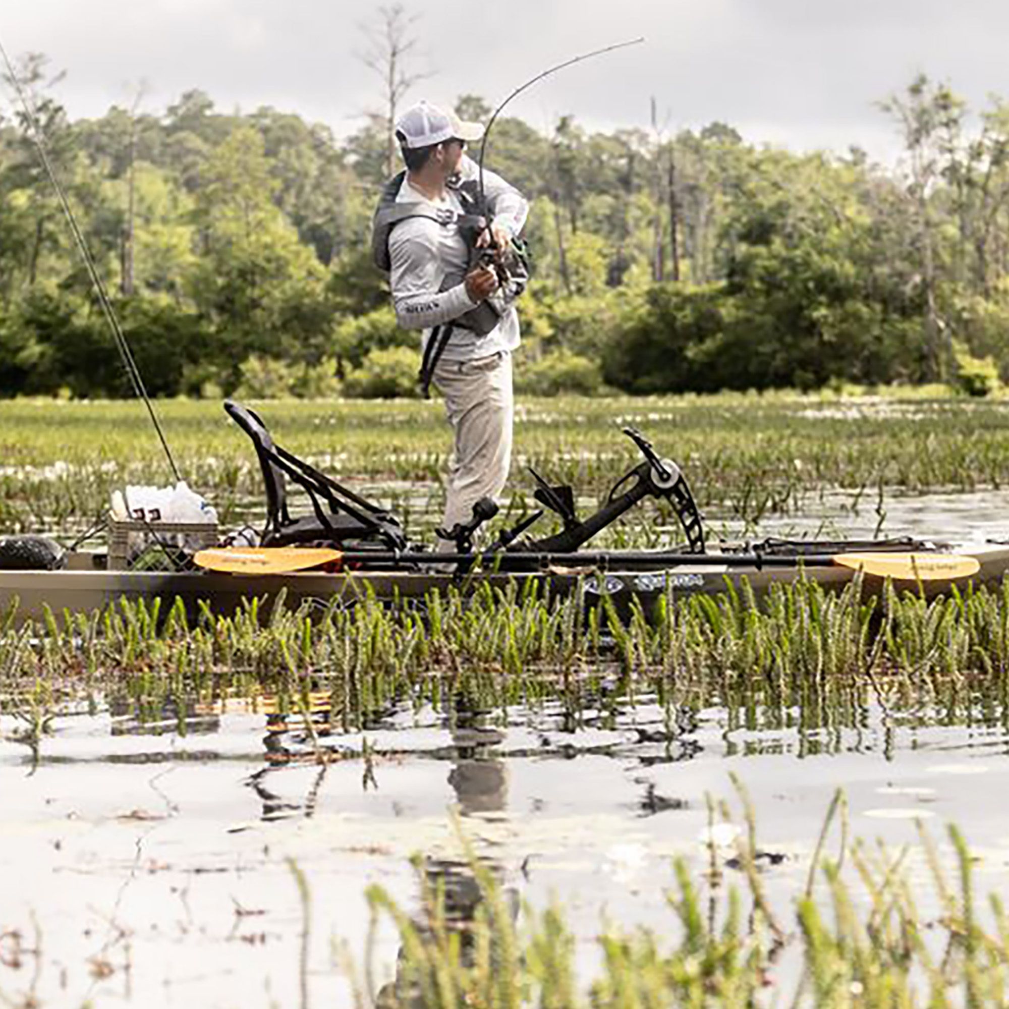 Lew's Accel RX Baitcast Reel and Fishing Rod Combo, 7-Foot, 1-Piece Rod, Medium-Heavy Power, RH Retrieve Reel product image