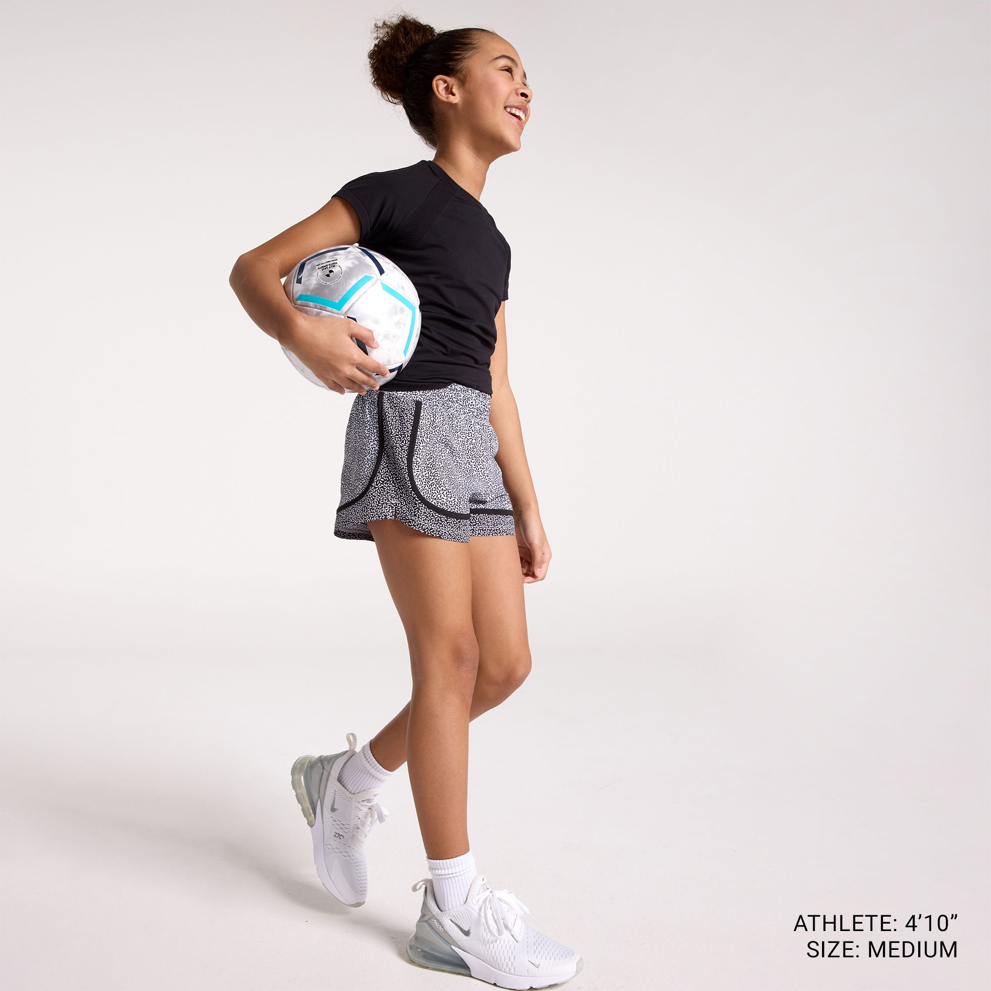 DSG Girls' Stride Shorts product image