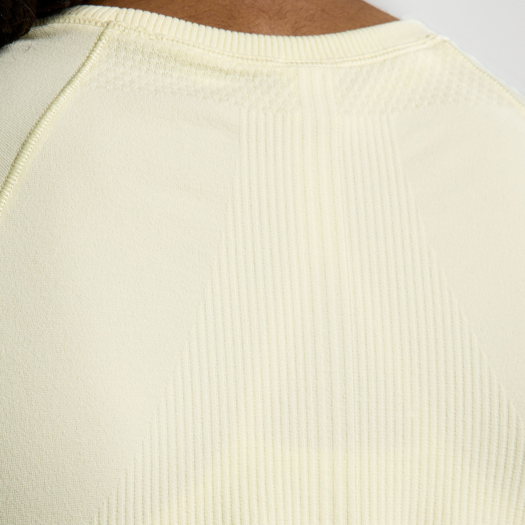 DSG Girls' Movement Seamless Short Sleeve T-Shirt product image