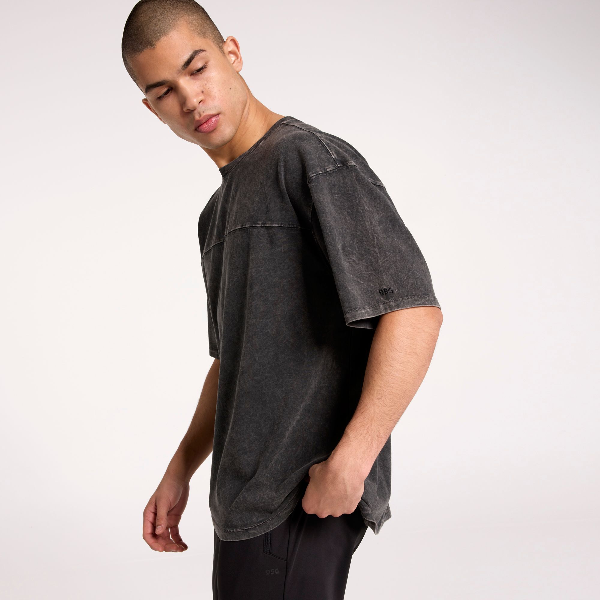 DSG Men's Stacked Hem Performance Cotton Tee product image