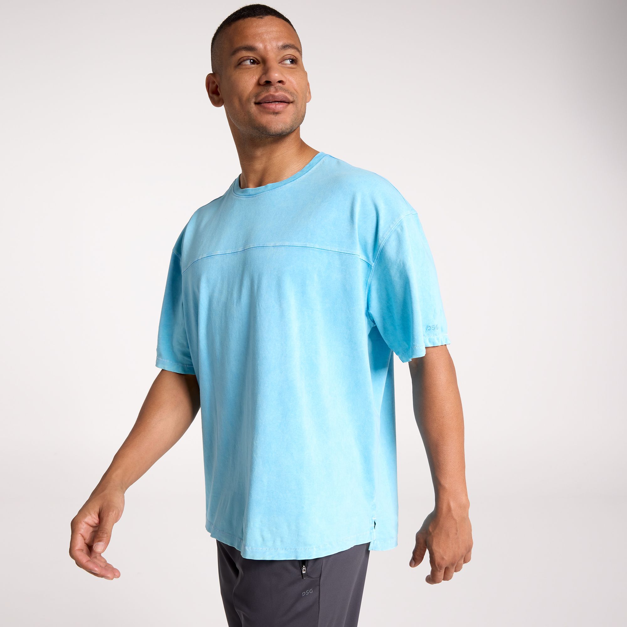 DSG Men's Stacked Hem Performance Cotton Tee product image