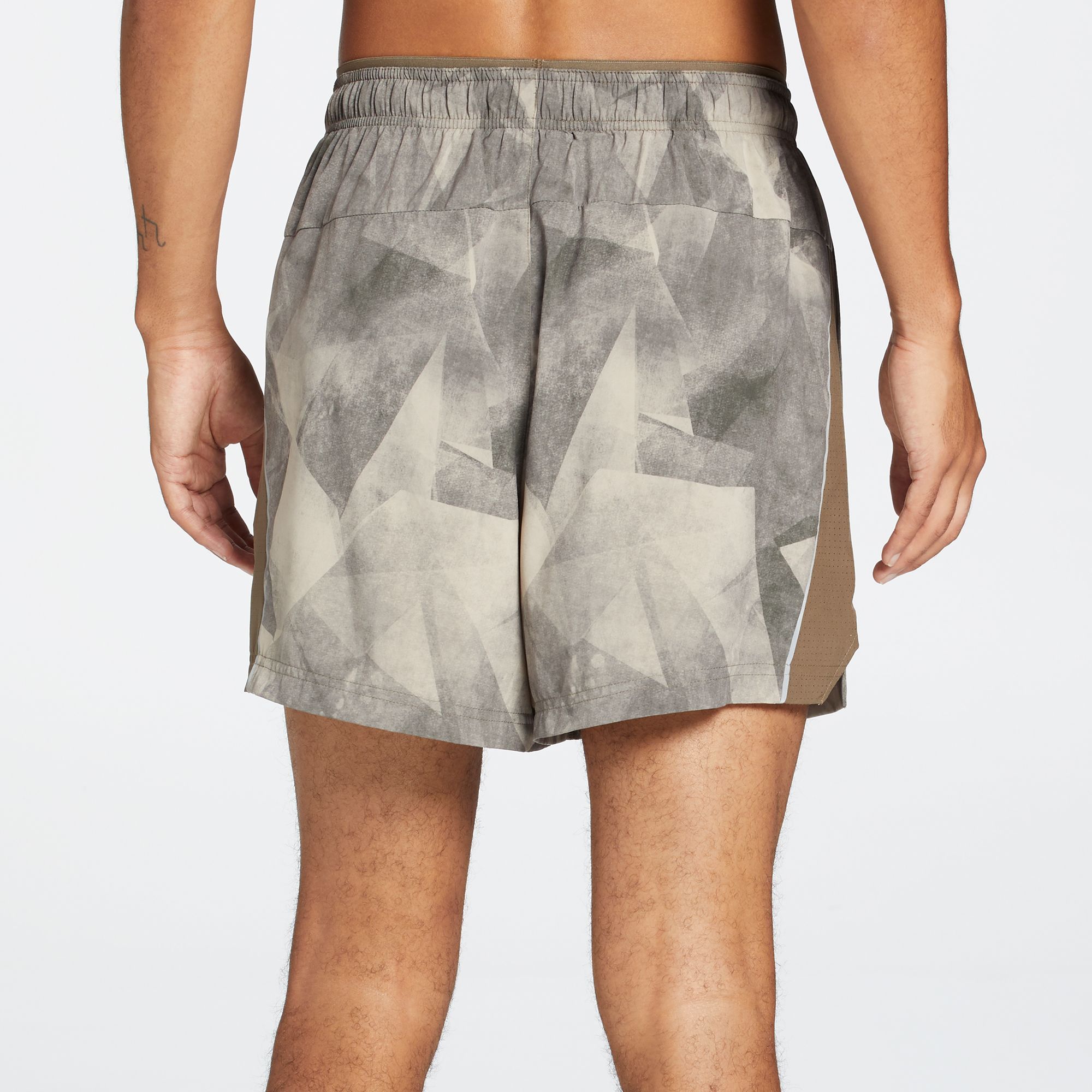 DSG Men's 5" - 7" Stride Run Shorts product image