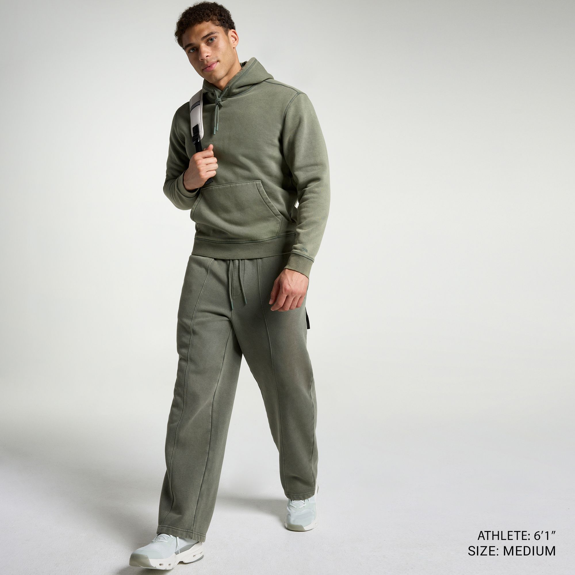 DSG Men's Classic Washed Fleece Relaxed Pants product image