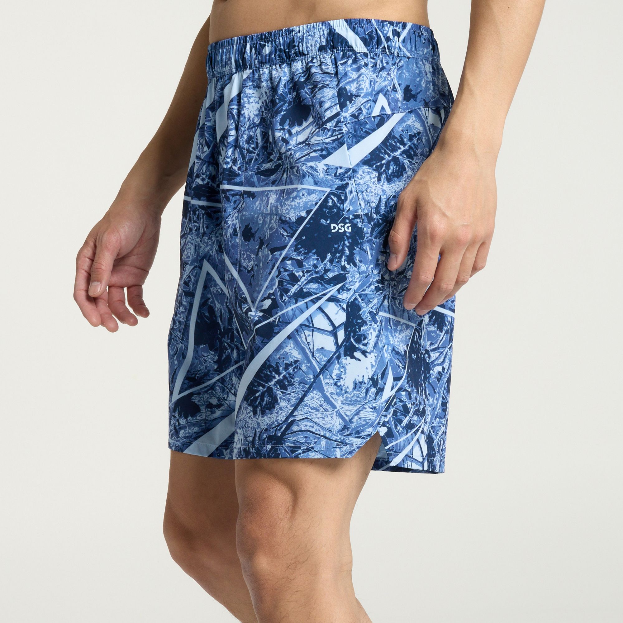 DSG Men's 8" Agility Shorts product image