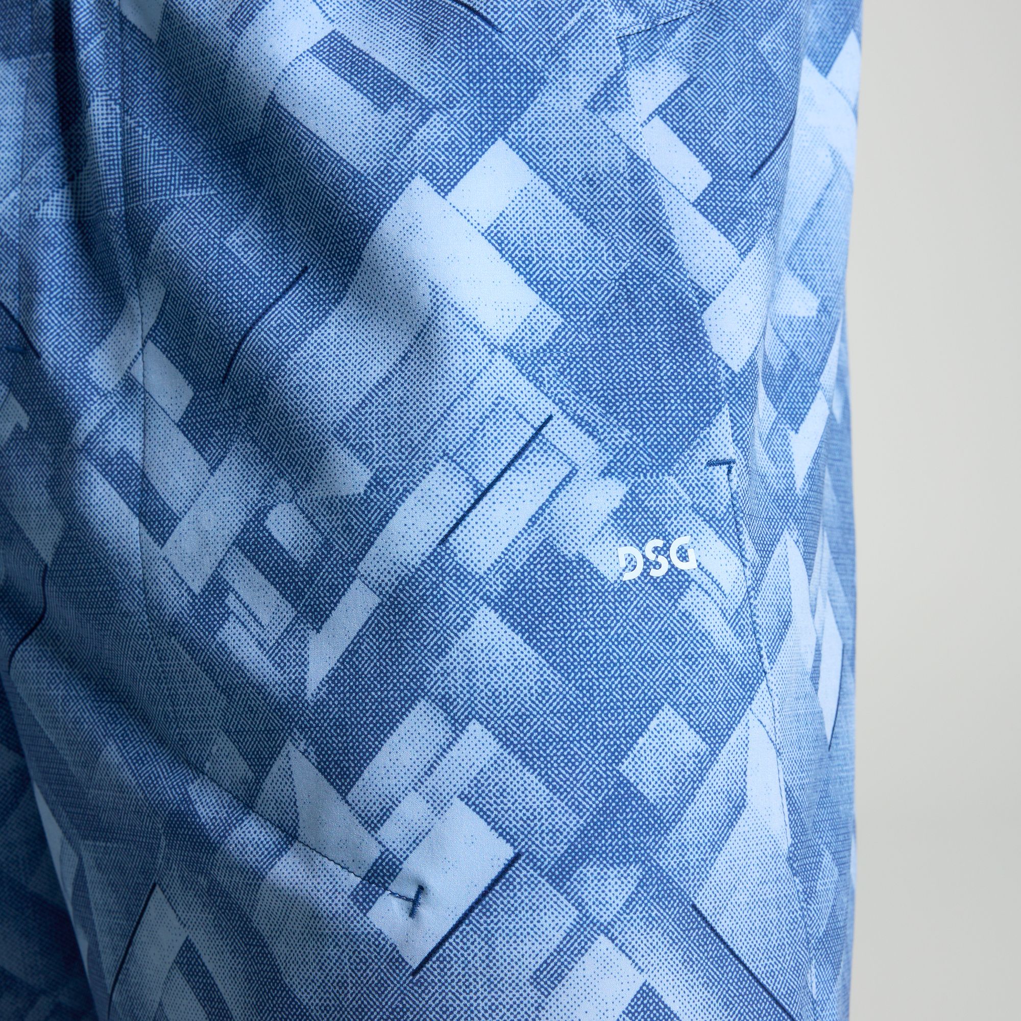 DSG Men's 8" Agility Shorts product image