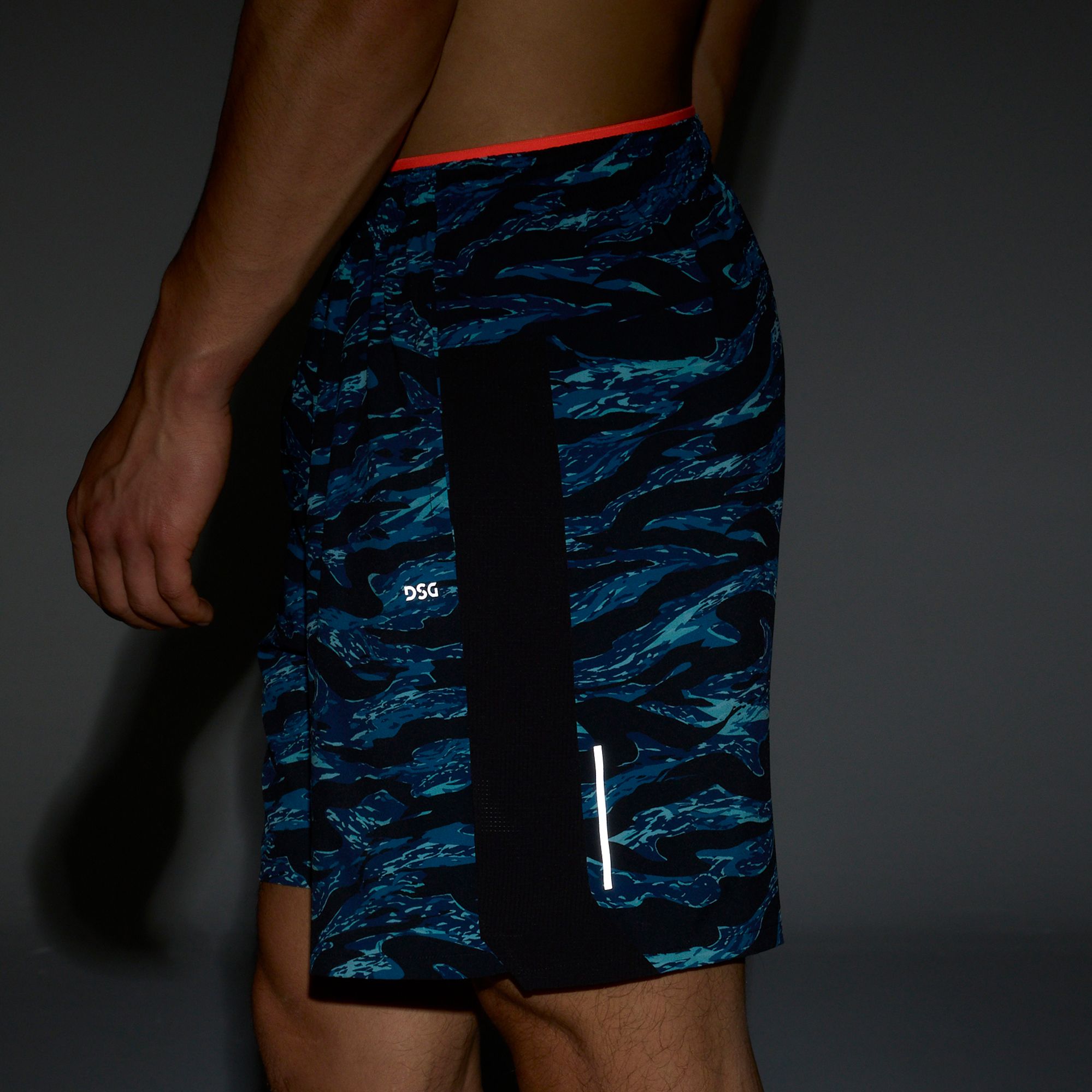 DSG Men's 7" Stride Shorts product image