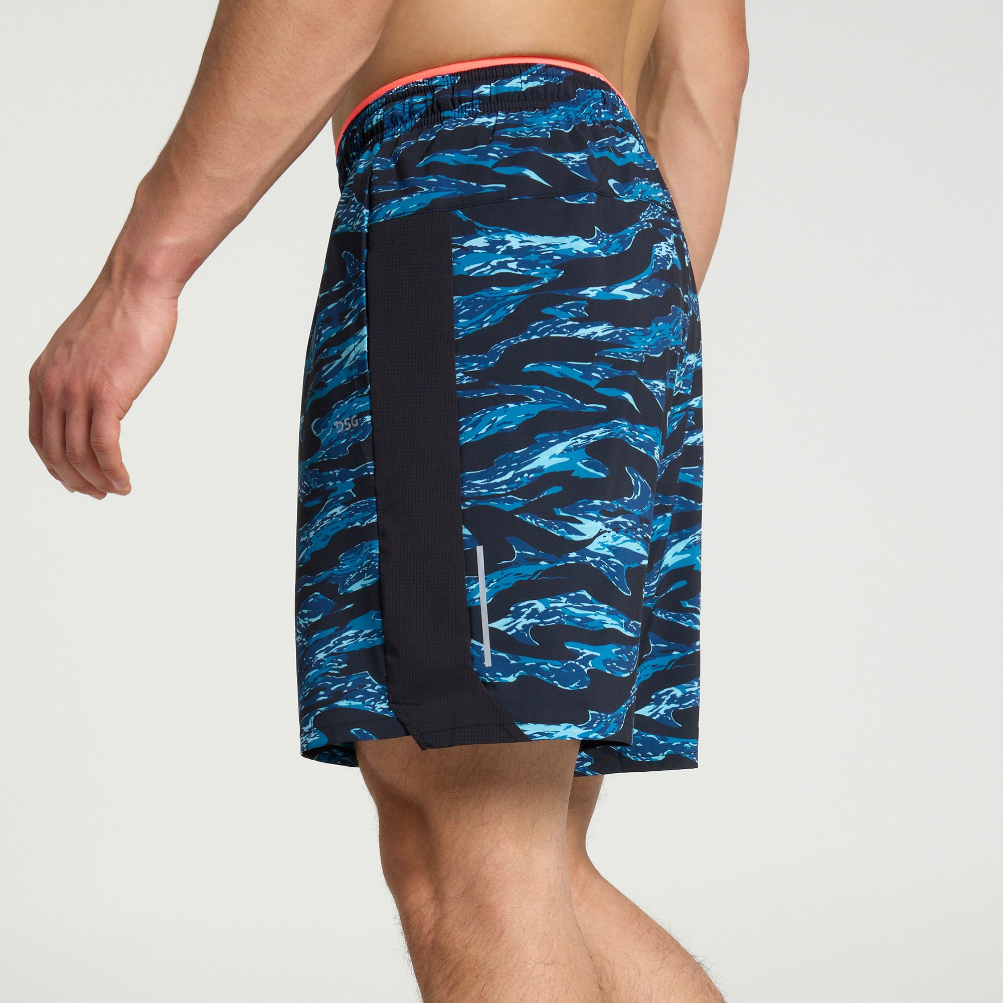 DSG Men's 7" Stride Shorts product image