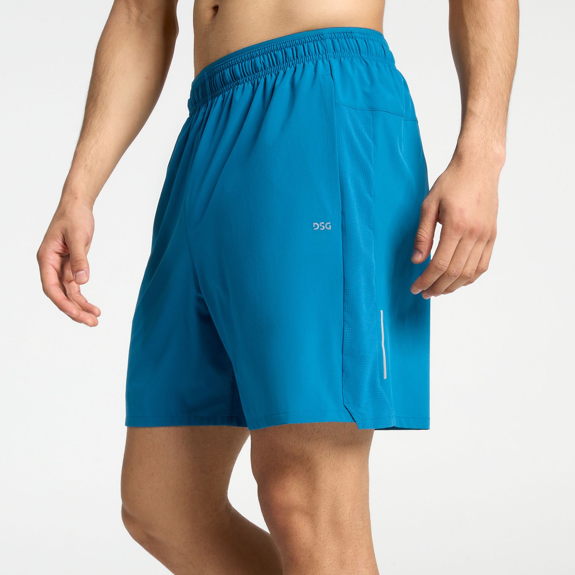 DSG Men's 7" Stride Shorts product image