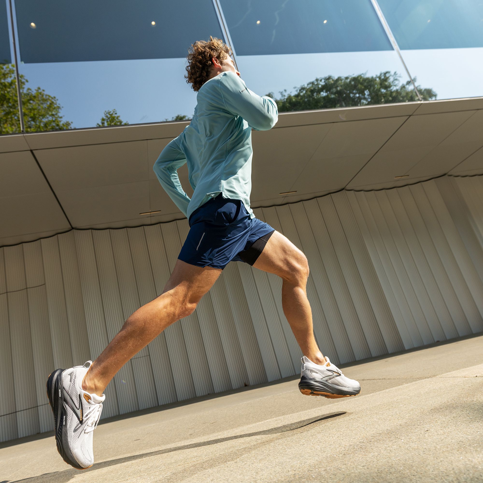 DSG Men's 5" 2-in-1 Stride Shorts product image