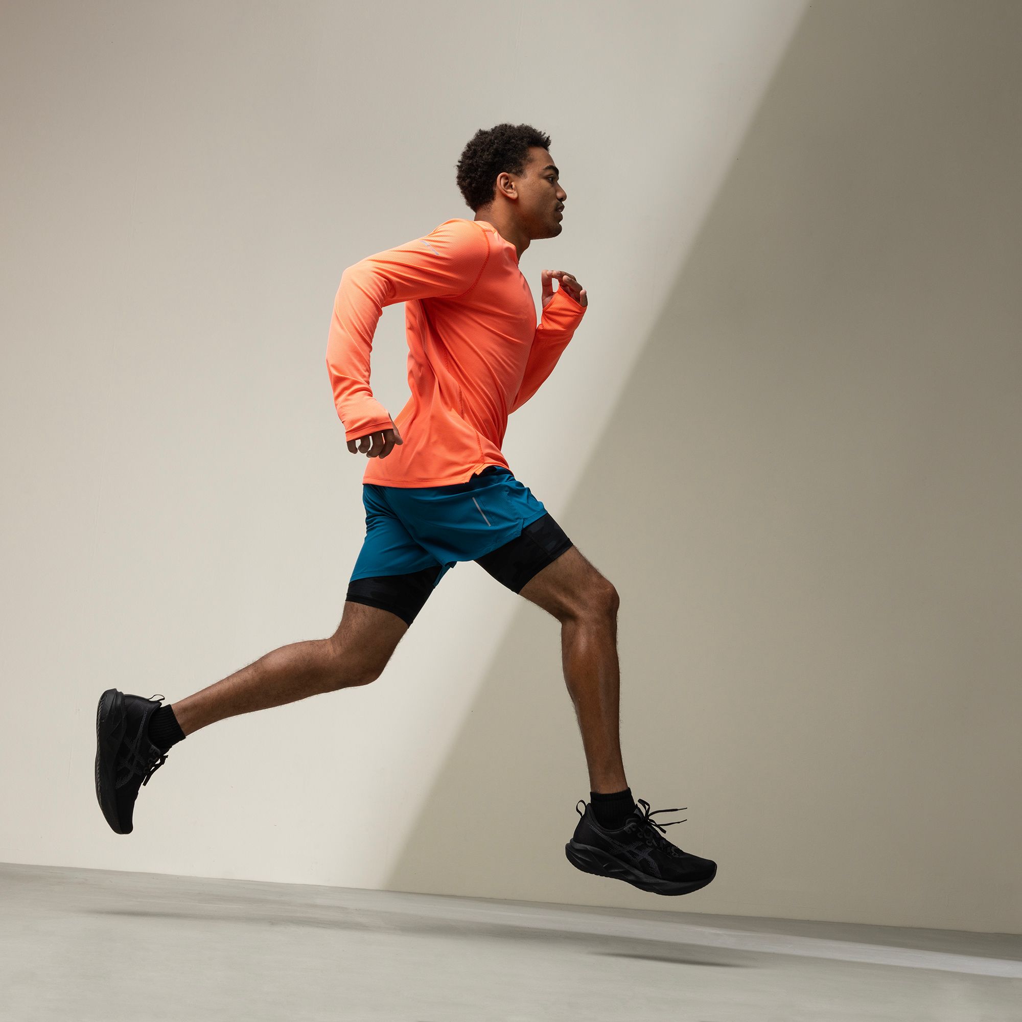 DSG Men's Stride Run Long Sleeve T-Shirt product image