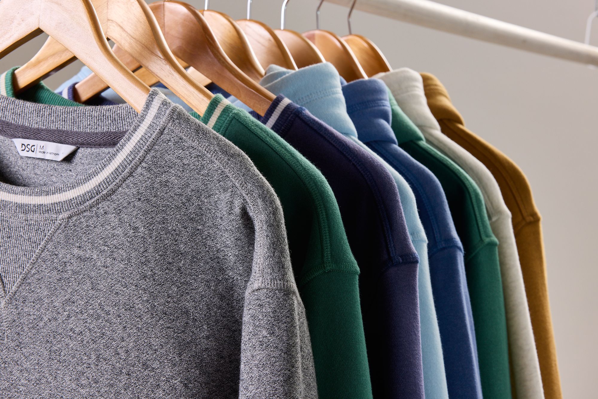 DSG Men's Classic Washed Fleece Crewneck Sweatshirt product image