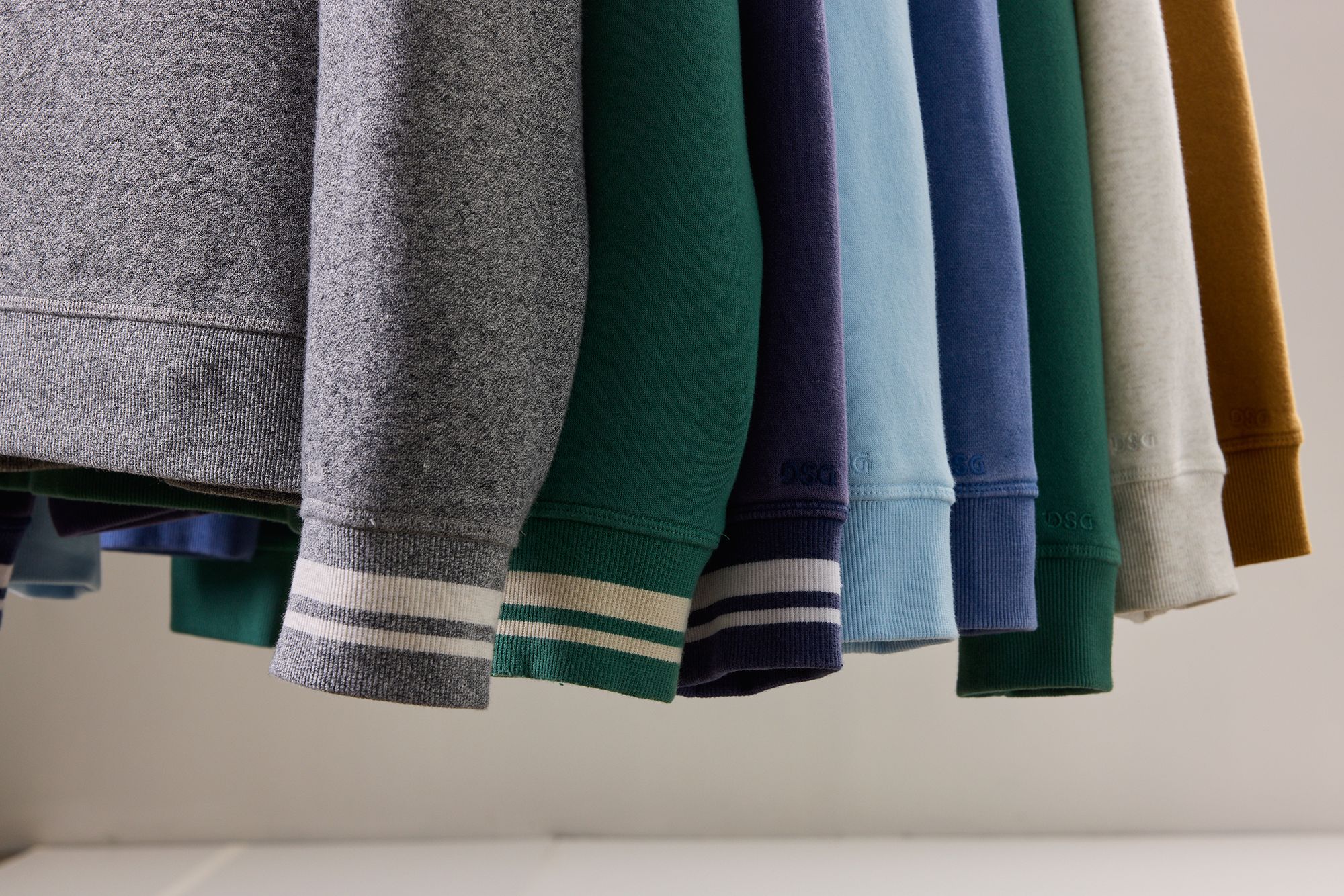 DSG Men's Classic Washed Fleece Crewneck Sweatshirt product image