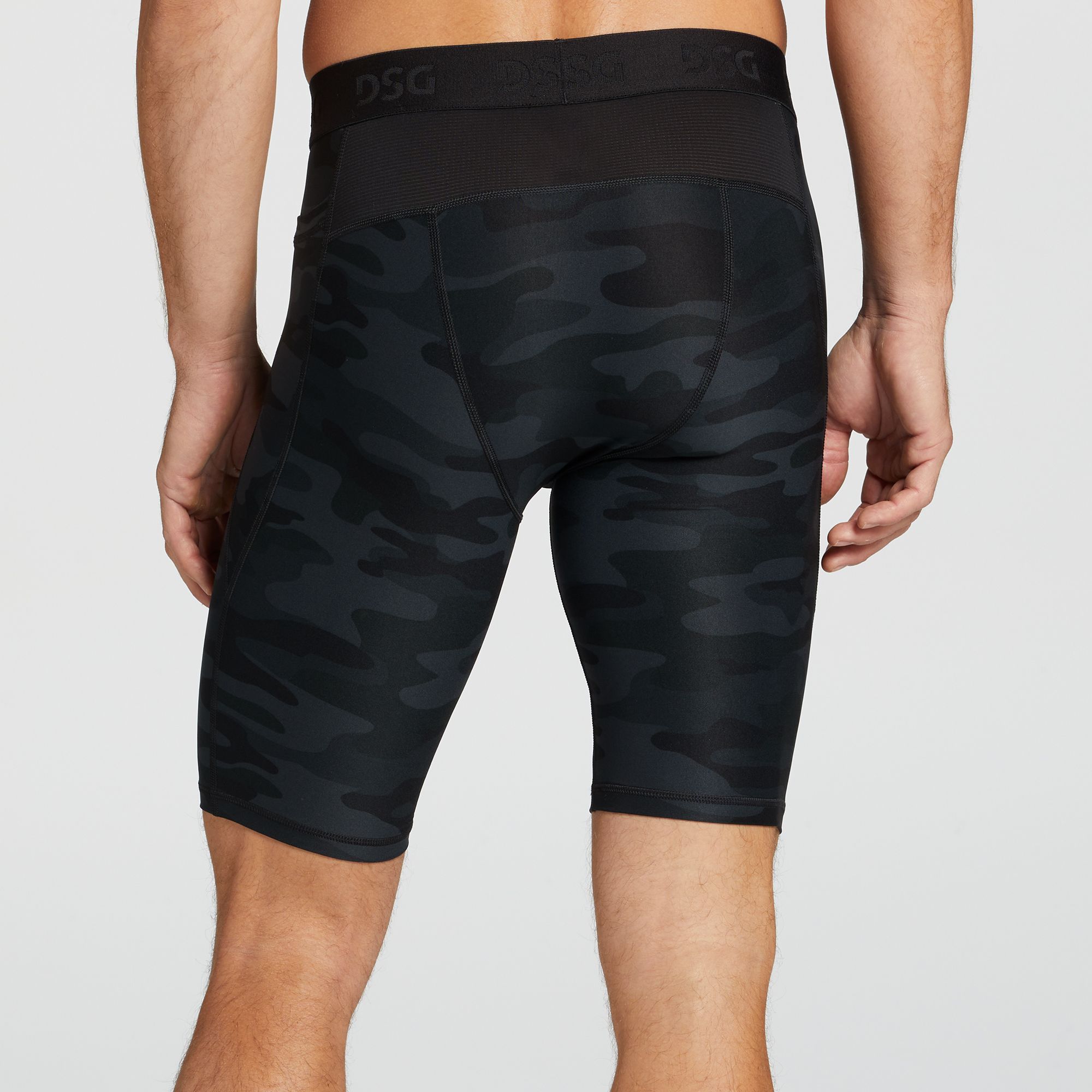 DSG Men's 10" Compression Pocket Shorts product image
