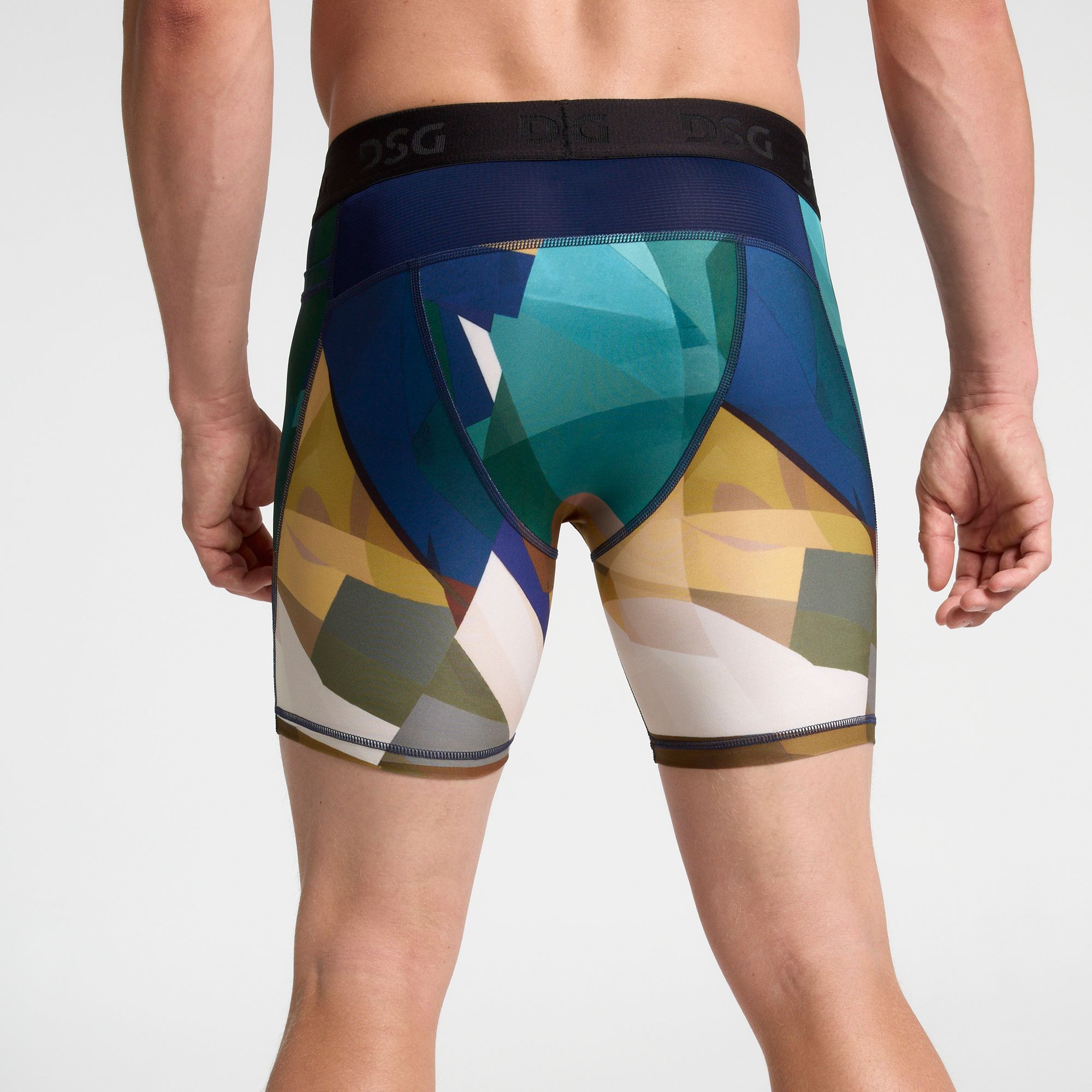 DSG Men's 7" Compression Pocket Shorts product image