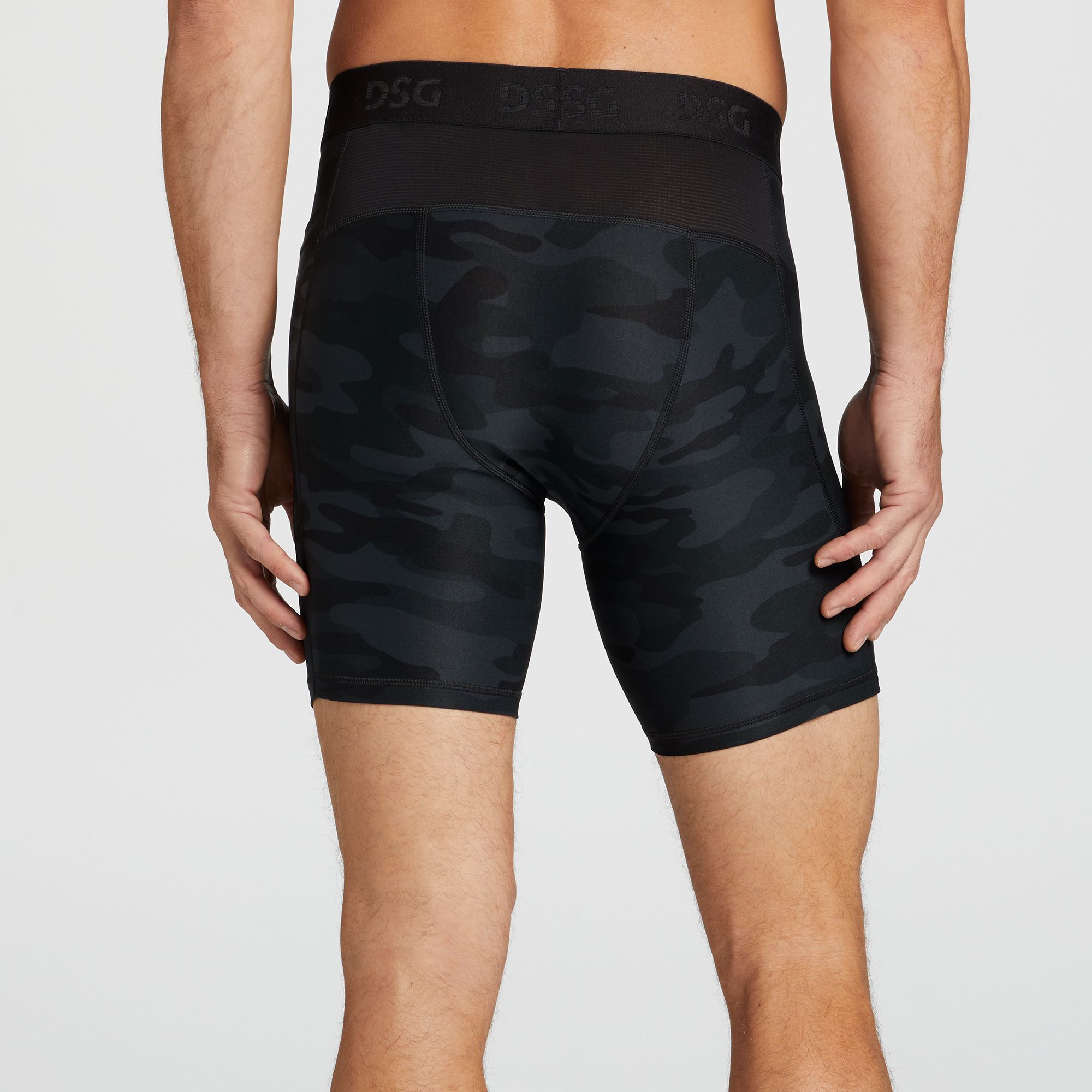 DSG Men's 7" Compression Pocket Shorts product image