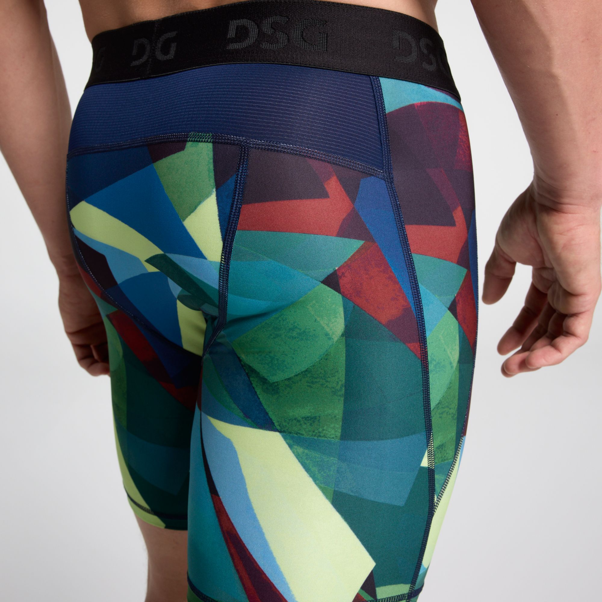 DSG Men's 7" Compression Pocket Shorts product image
