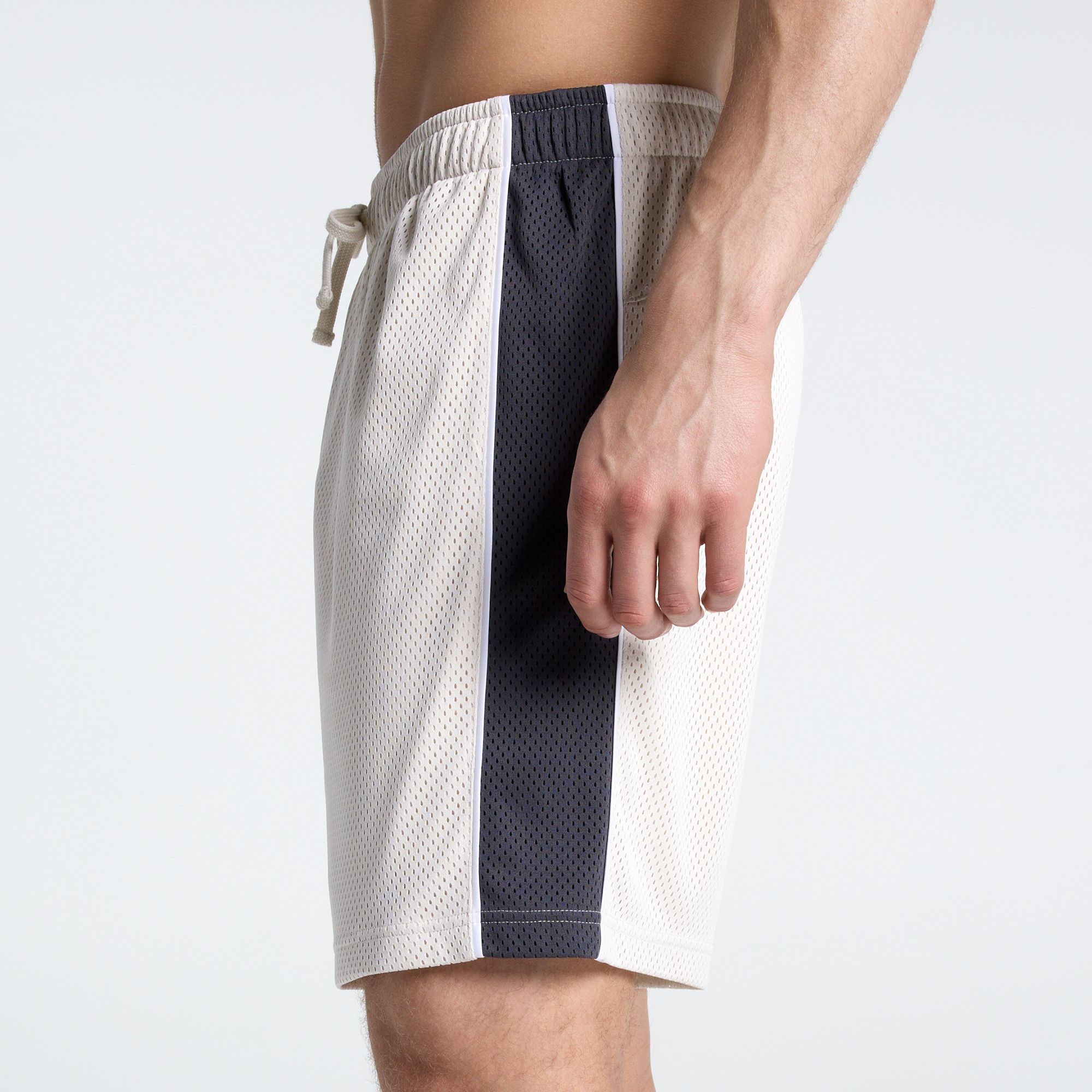 DSG Men's 9” Mesh Training Short product image