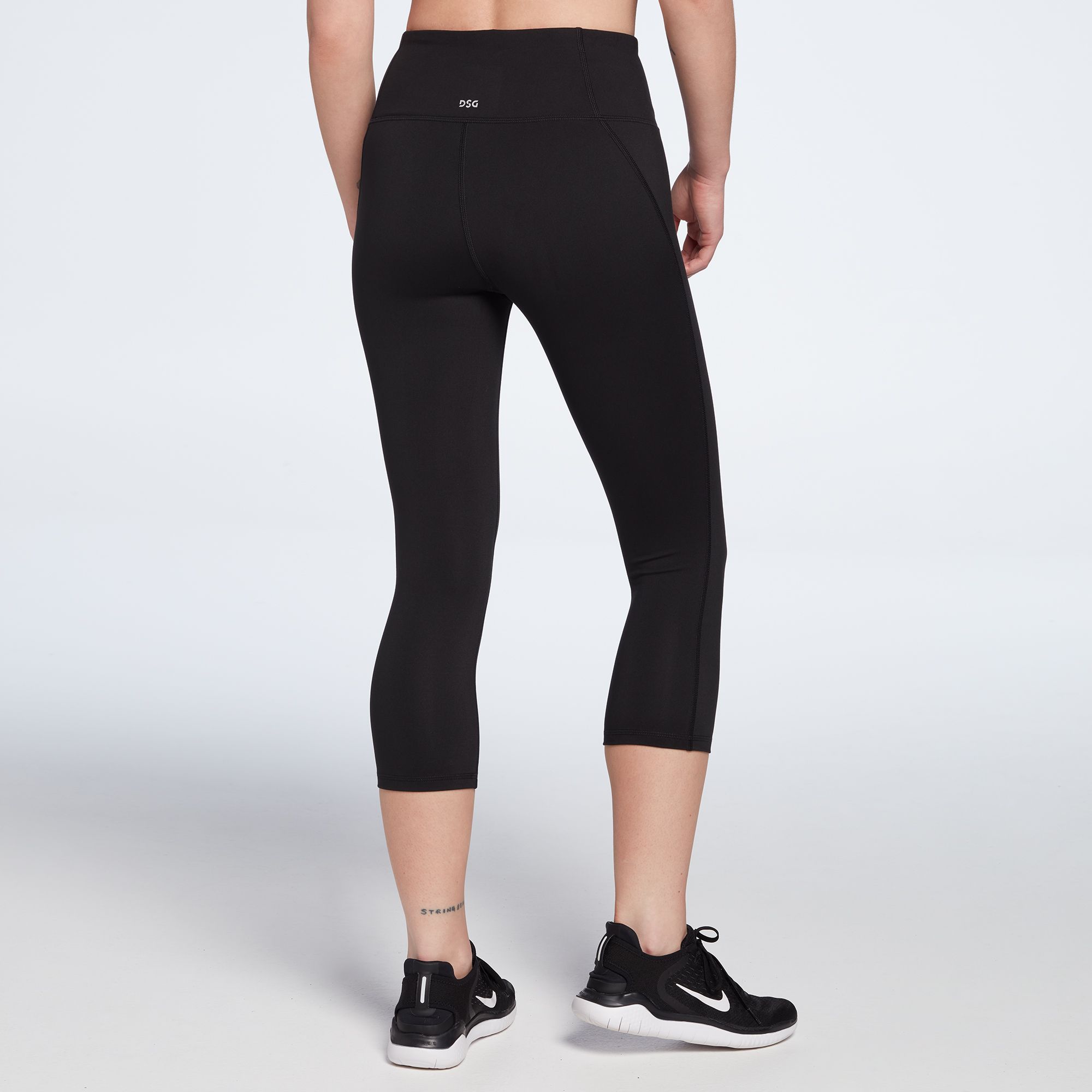 DSG Women's Performance Capris product image