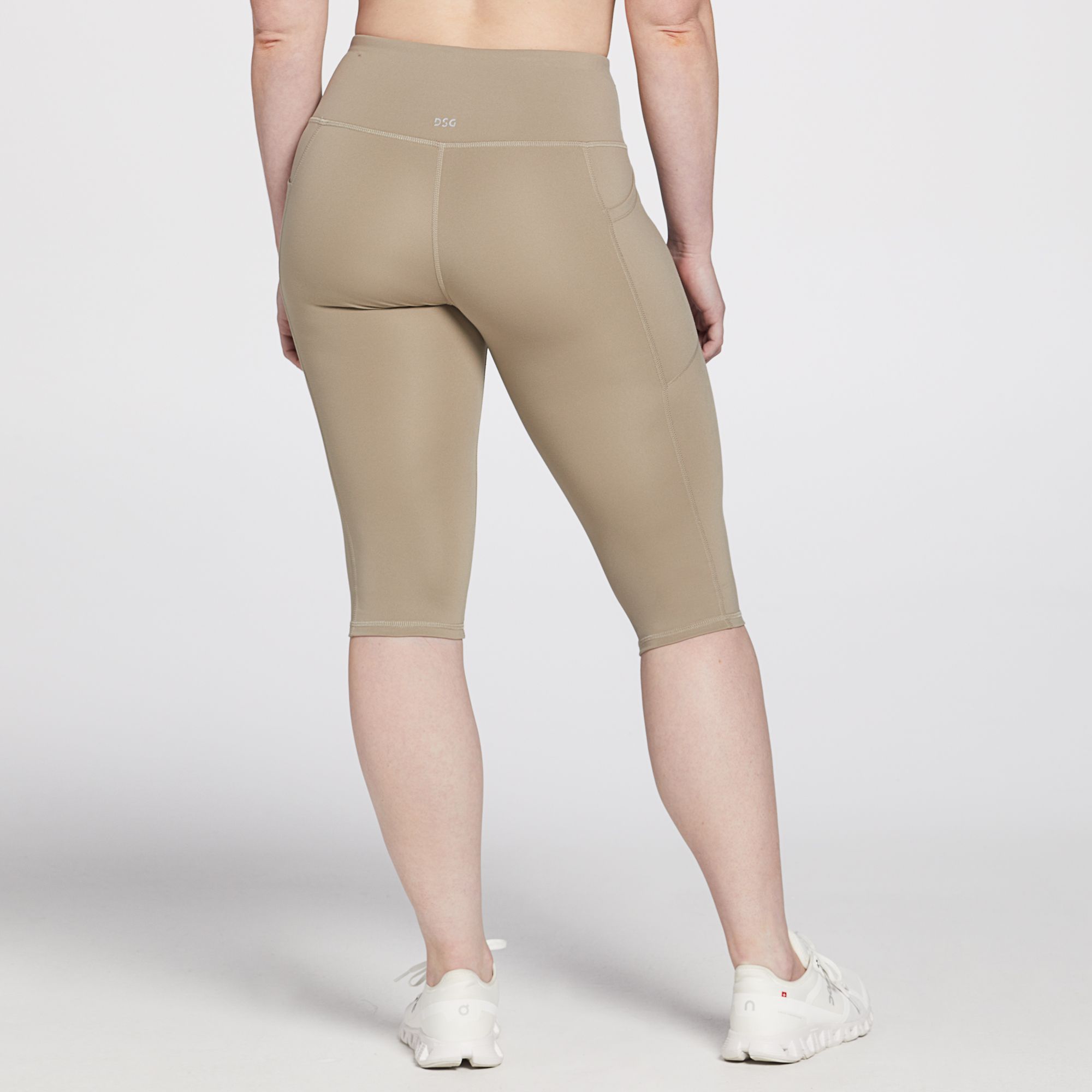 DSG Women's Performance Cropped Leggings product image