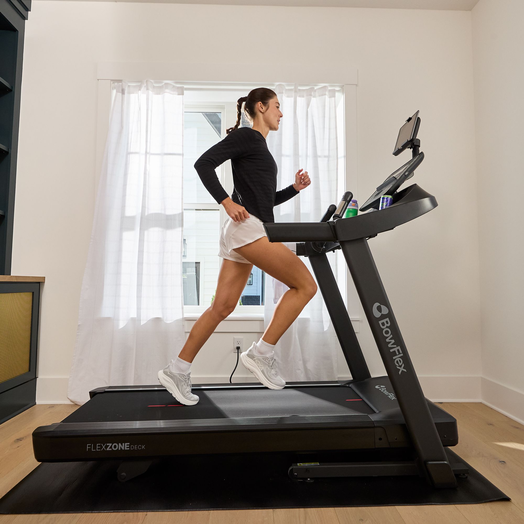 DSG Women's Knit Waistband 3" Performance Stride Shorts product image