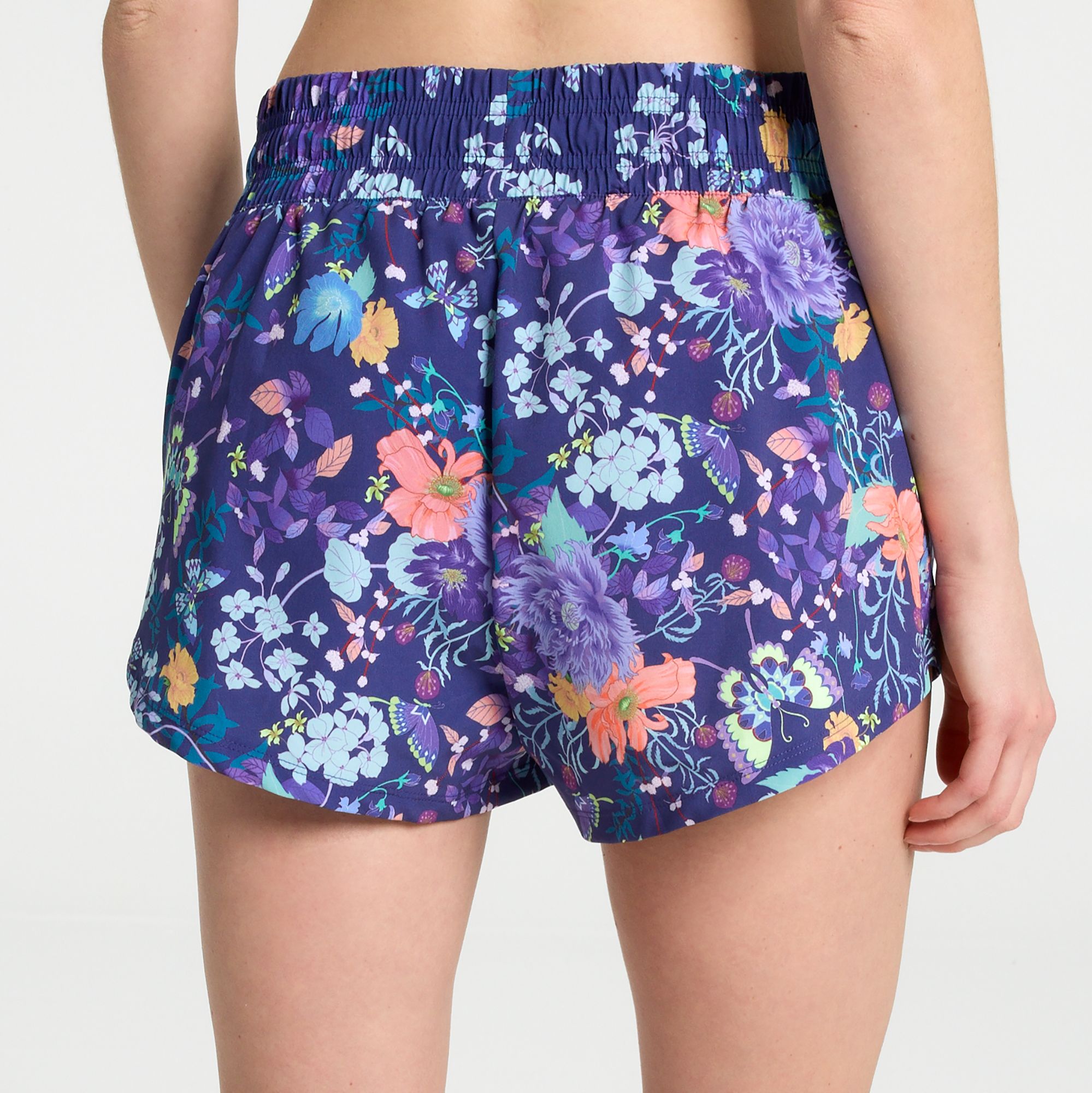 DSG Women's High Rise Stride Shorts product image