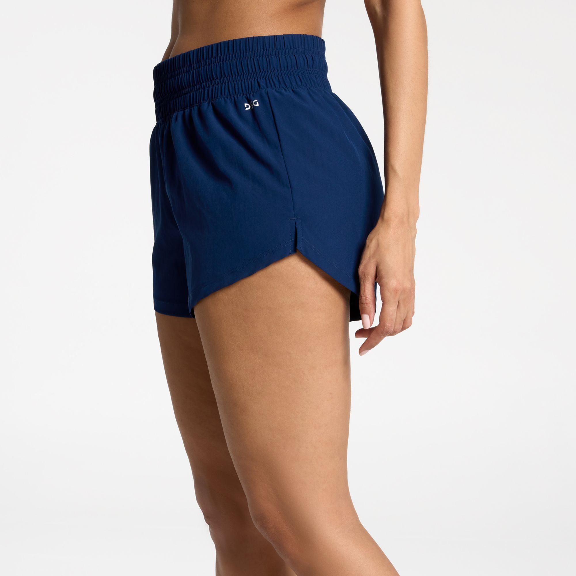 DSG Women's High Rise Stride Shorts product image
