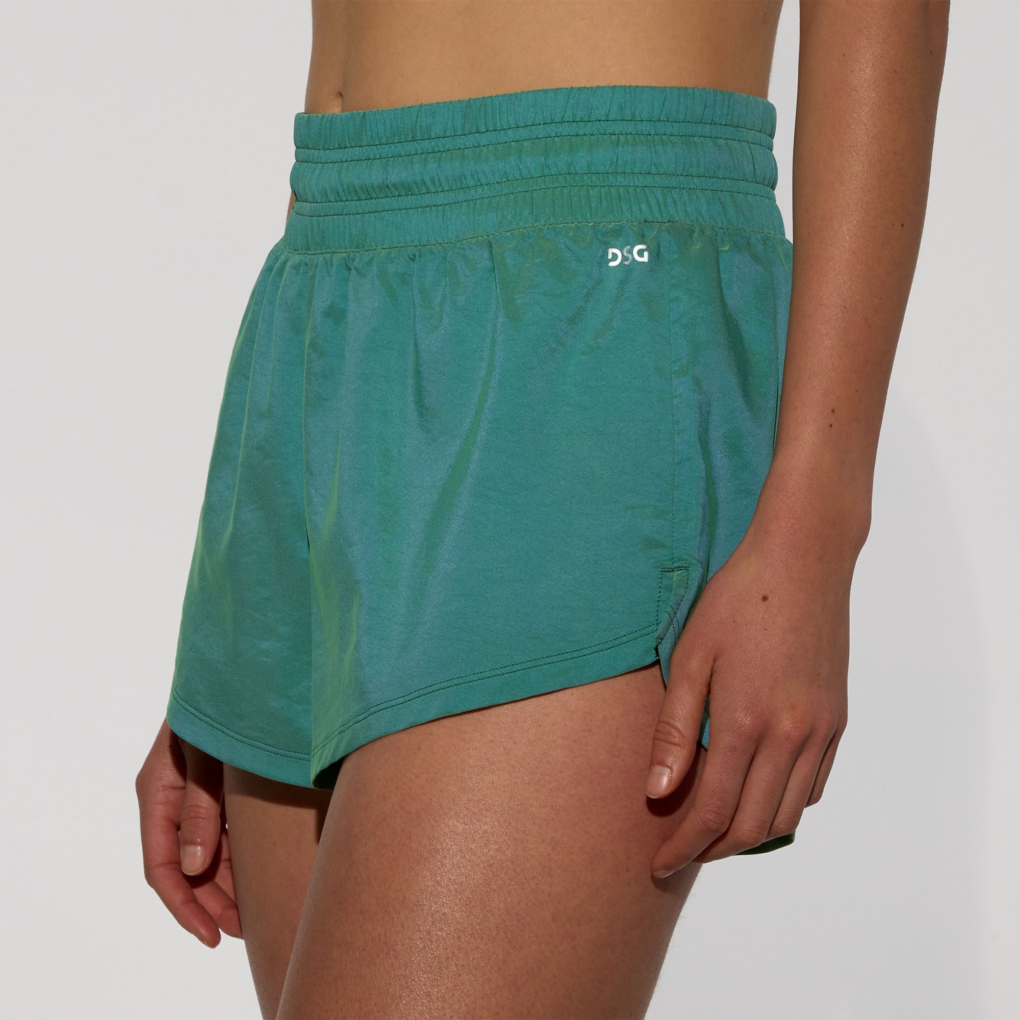 DSG Women's High Rise Stride Shorts product image