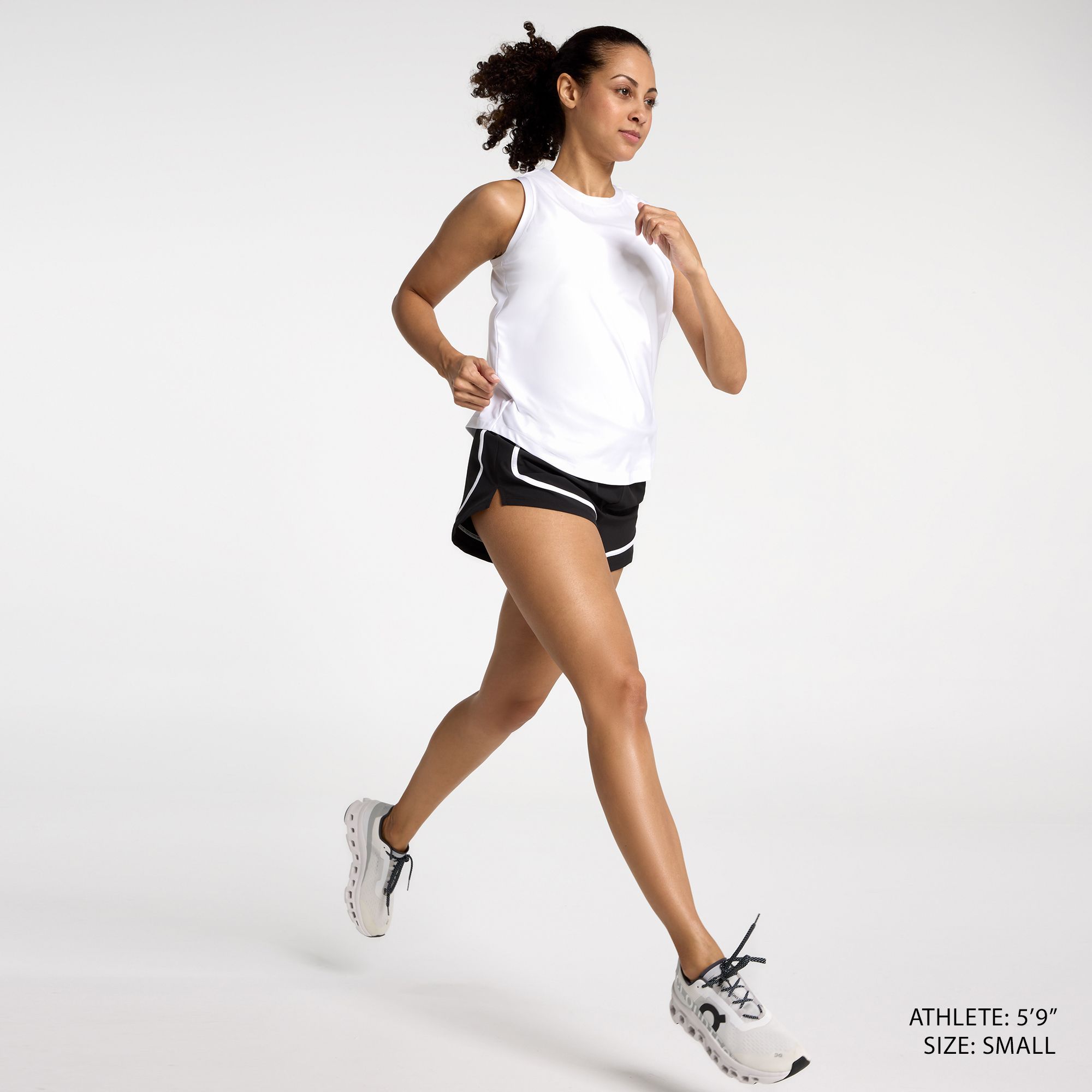 DSG Women's High Rise Stride Shorts product image