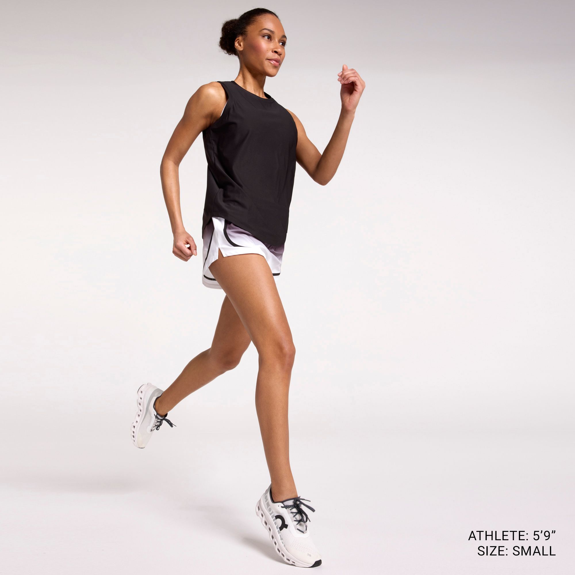 DSG Women's High Rise Stride Shorts product image