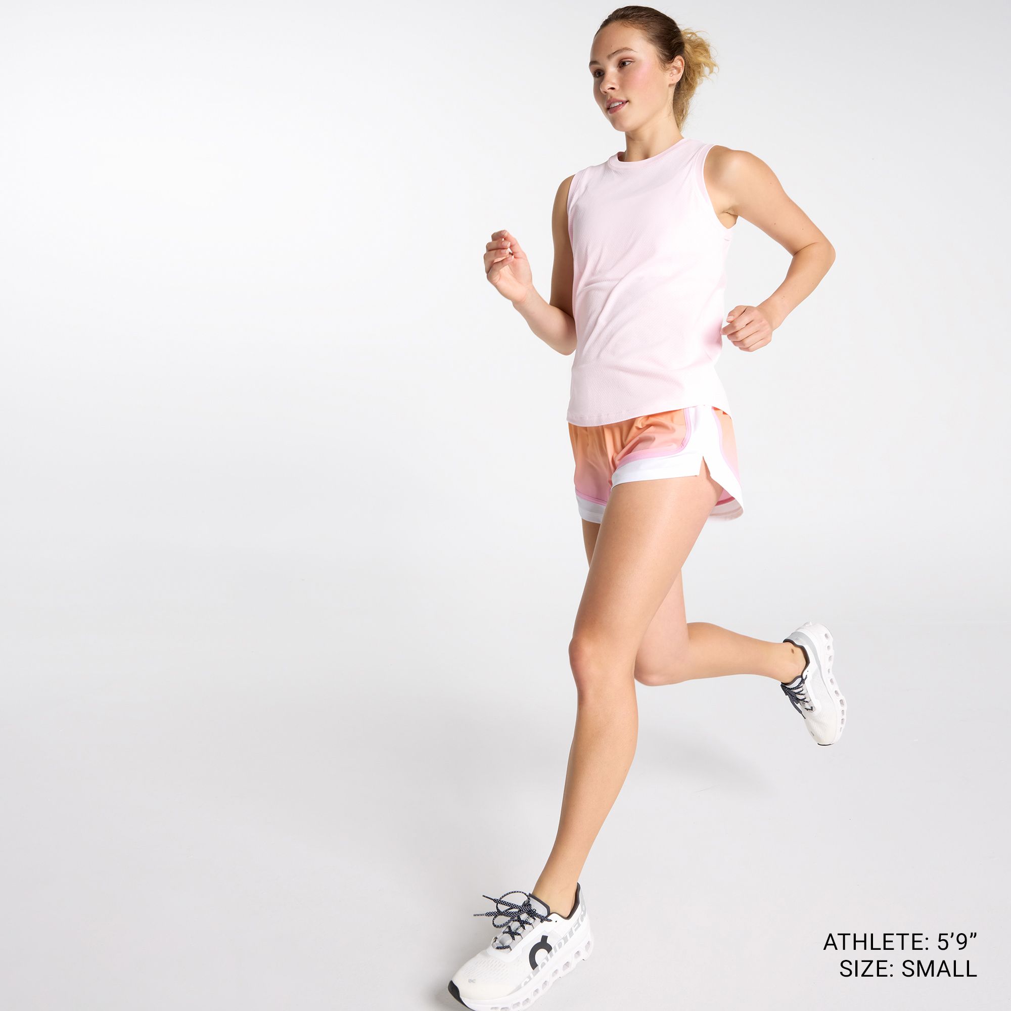 DSG Women's High Rise Stride Shorts product image