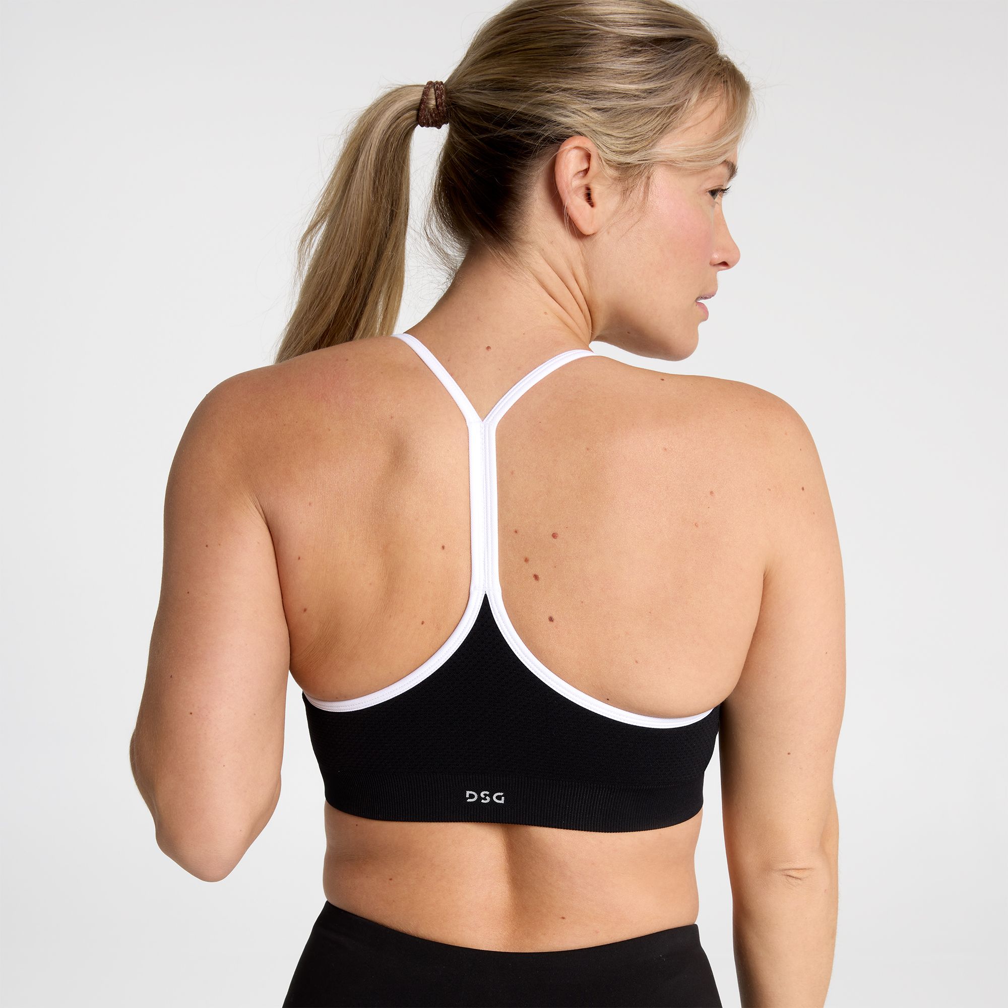 DSG Women's Momentum T-Back Sports Bra product image
