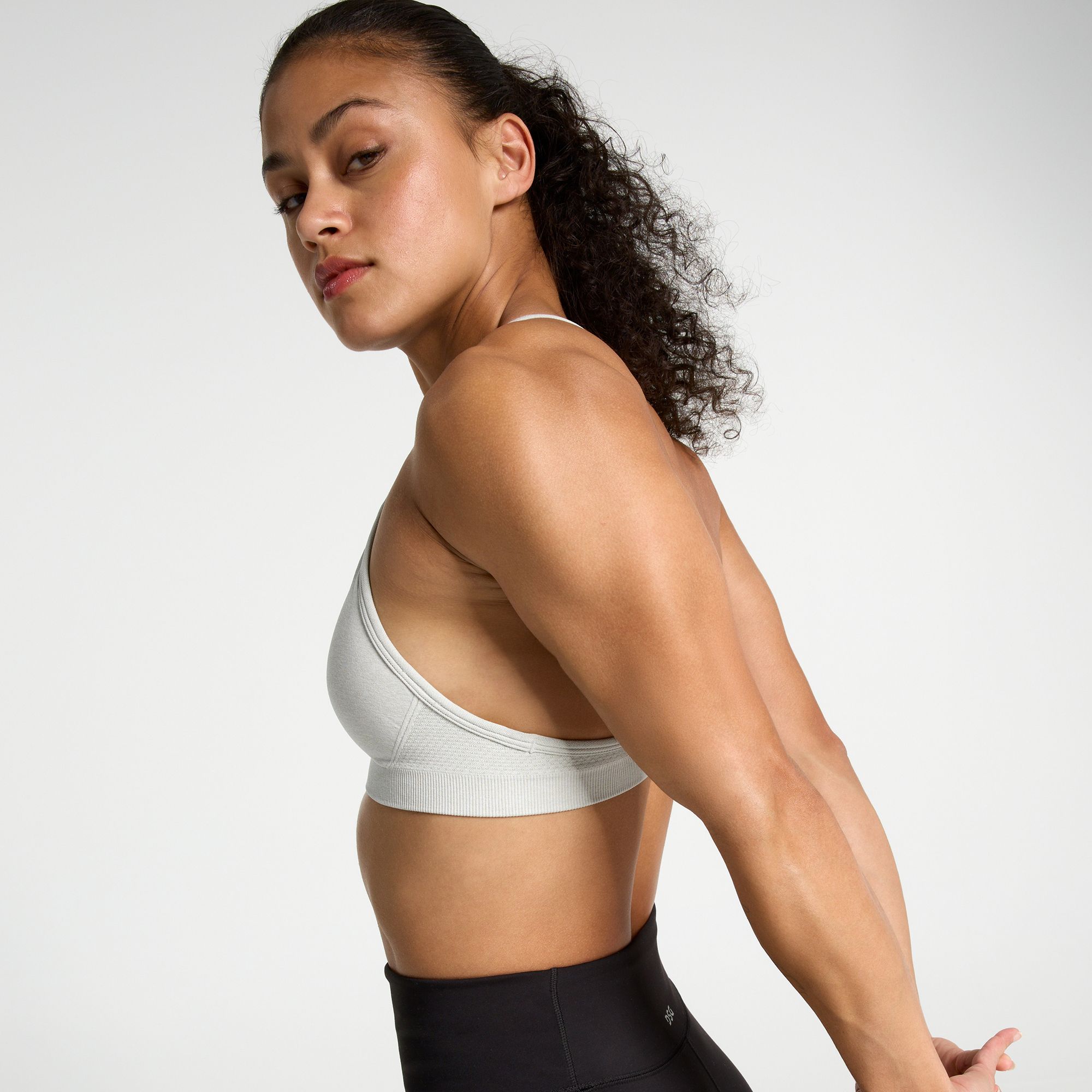 DSG Women's Movement Seamless Strappy Bra product image