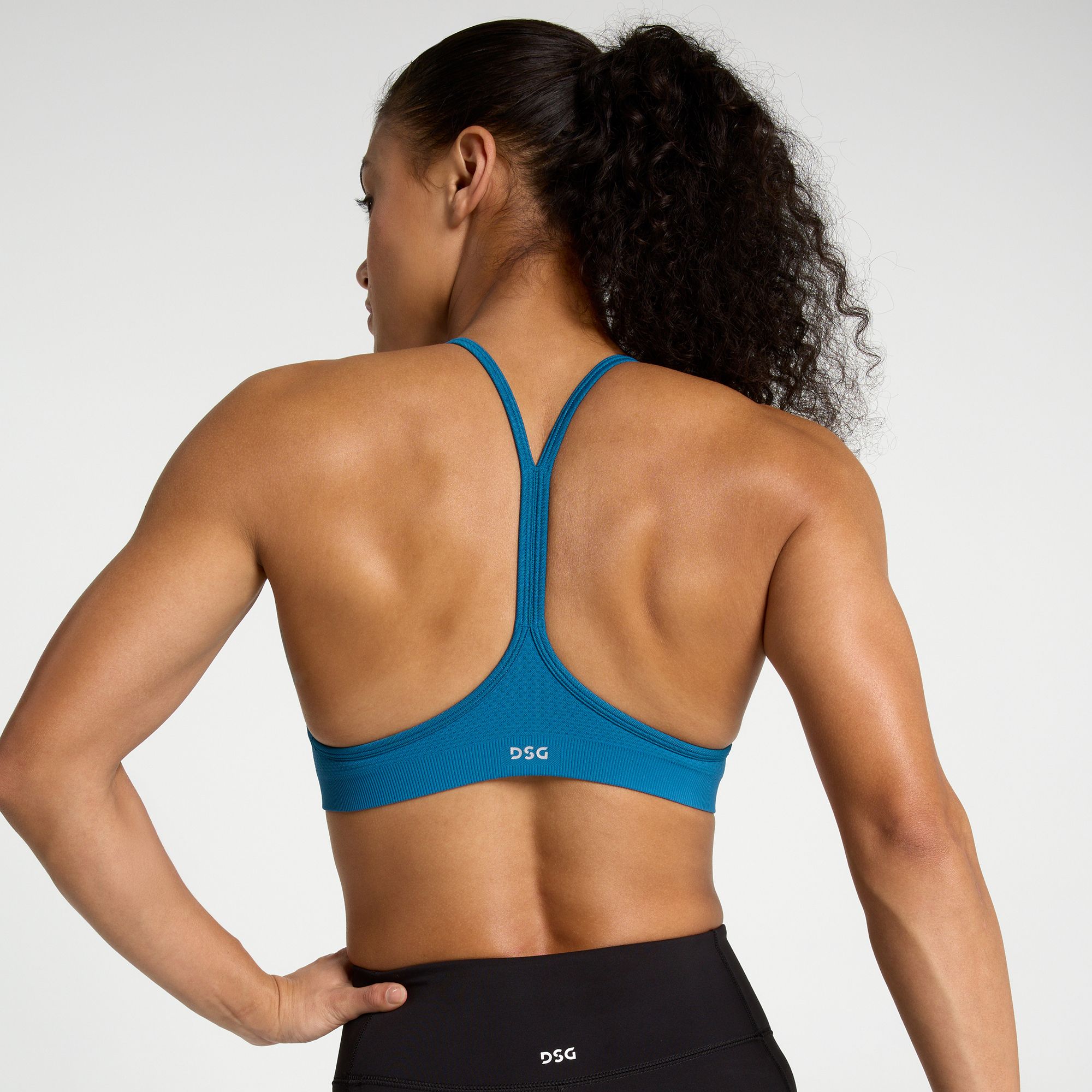 DSG Women's Movement Seamless Strappy Bra product image