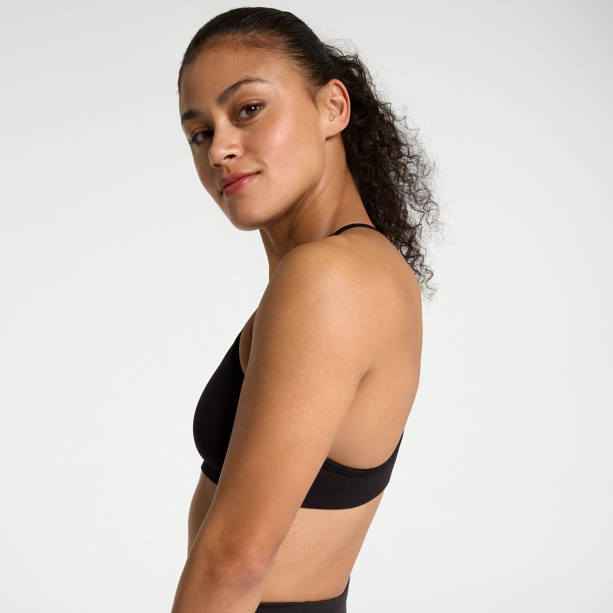 DSG Women's Movement Seamless Strappy Bra product image