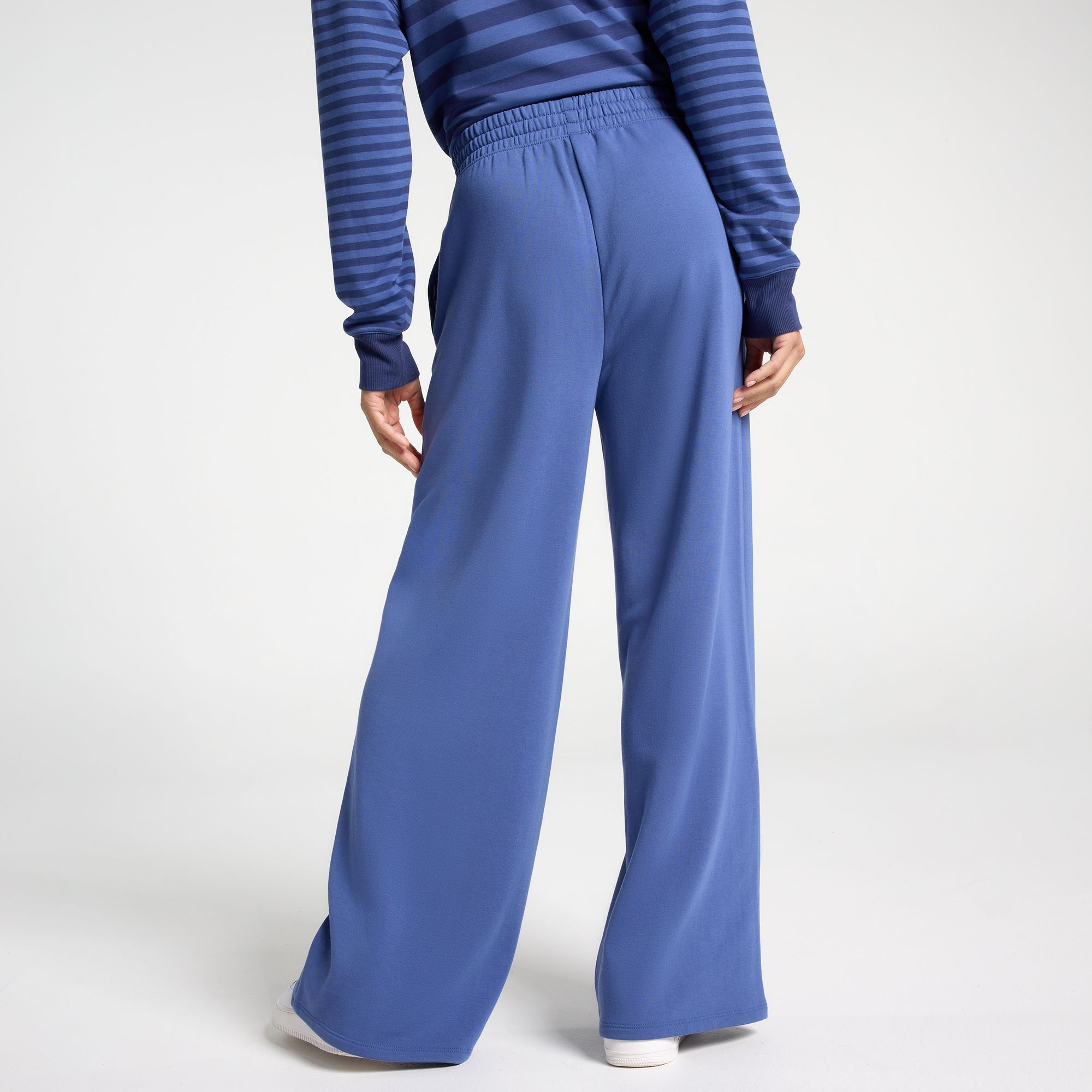 DSG Women's So Soft Wide Leg Pants product image